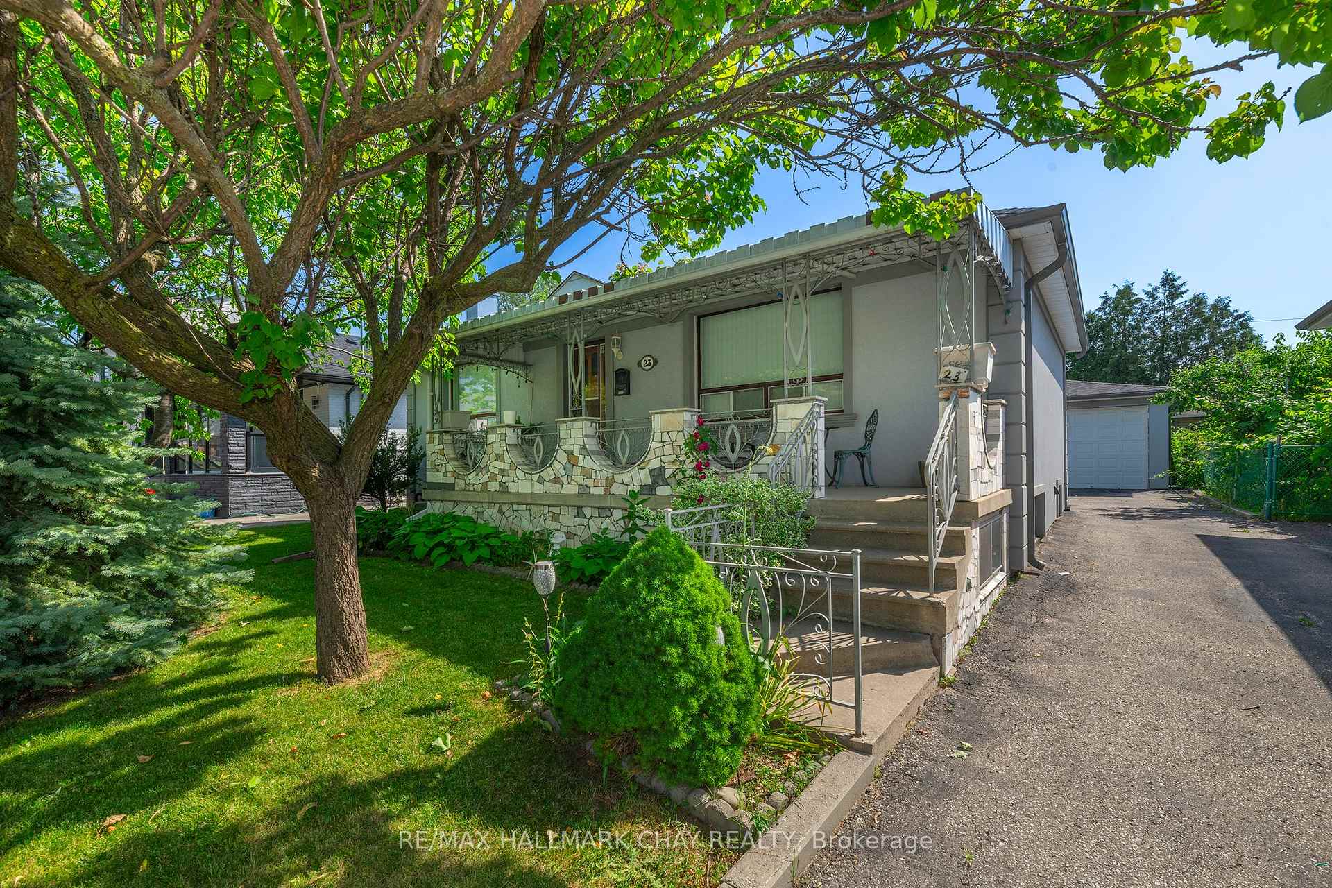 Photo 1 of 23 Chappel Hill Road, North York, Downsview-Roding-CFB — HOMEH