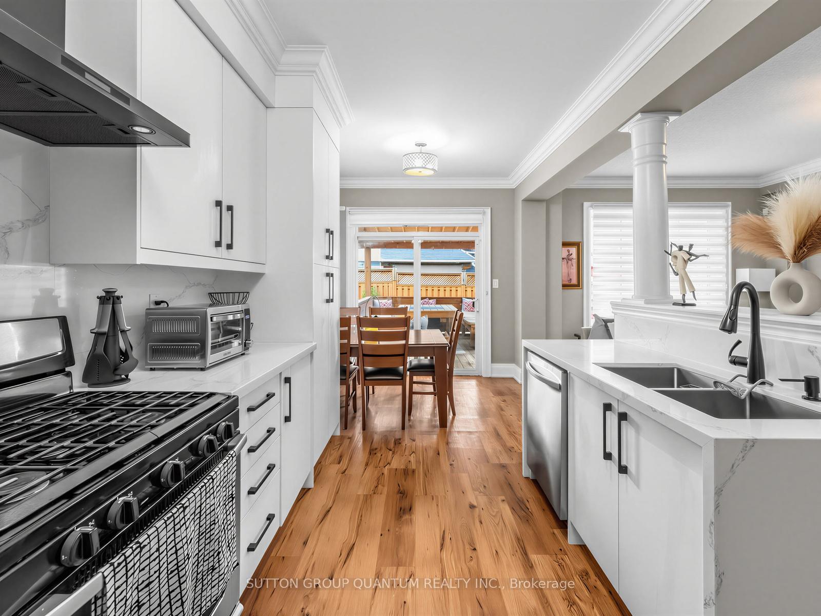 Photo 12 of Unit UPPER, 581 Grant Way, Milton, Scott — HOMEH