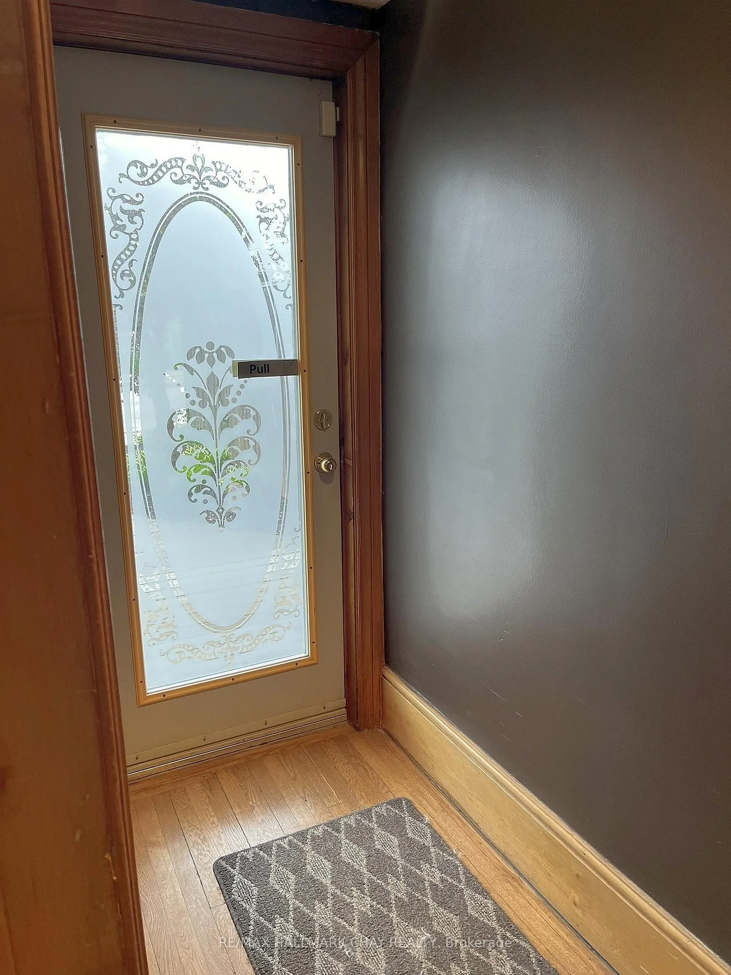 Photo 5 of 83 Mary Street, Barrie, City Centre — HOMEH