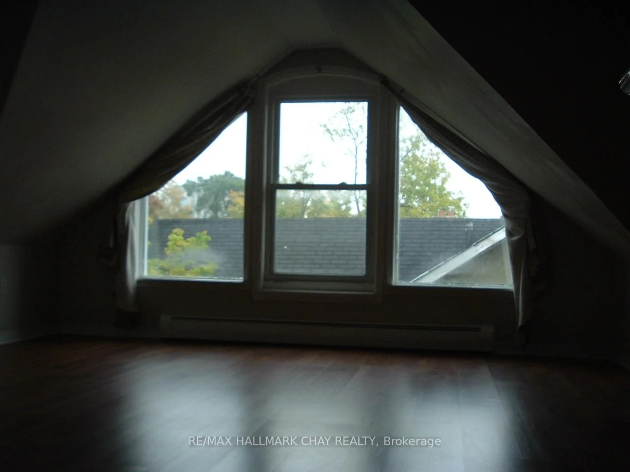 Photo 9 of 83 Mary Street, Barrie, City Centre — HOMEH
