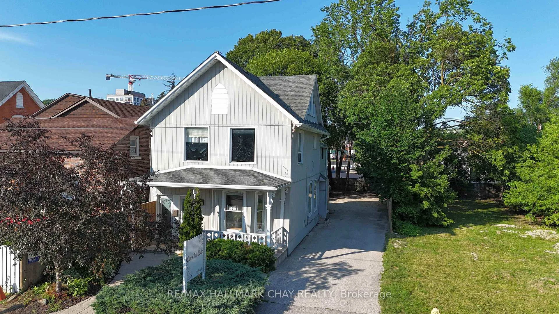 Photo 16 of 83 Mary Street, Barrie, City Centre — HOMEH