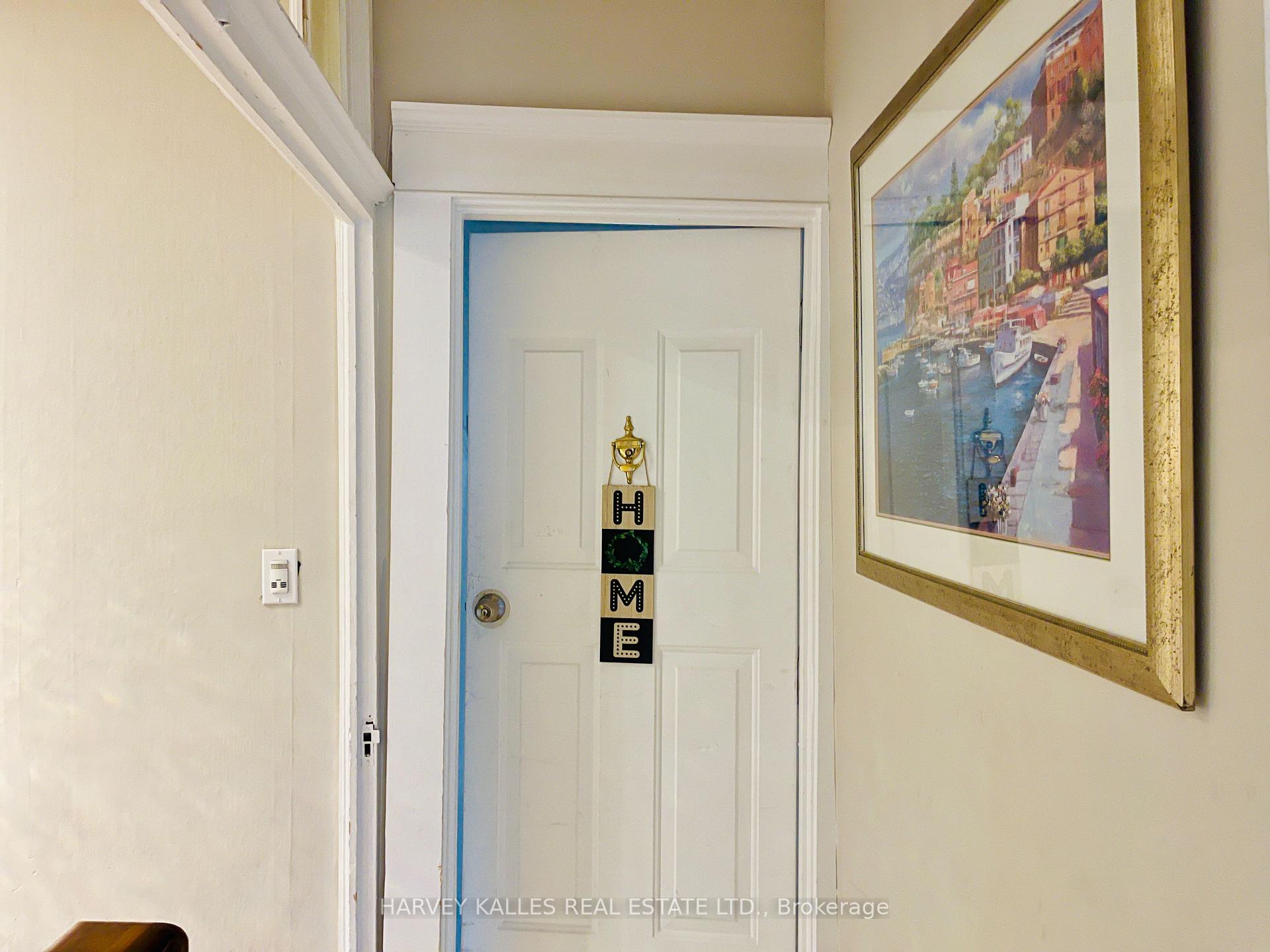 Photo 4 of Unit 2nd floor, 218 Heath Street W, Toronto, Forest Hill South — HOMEH
