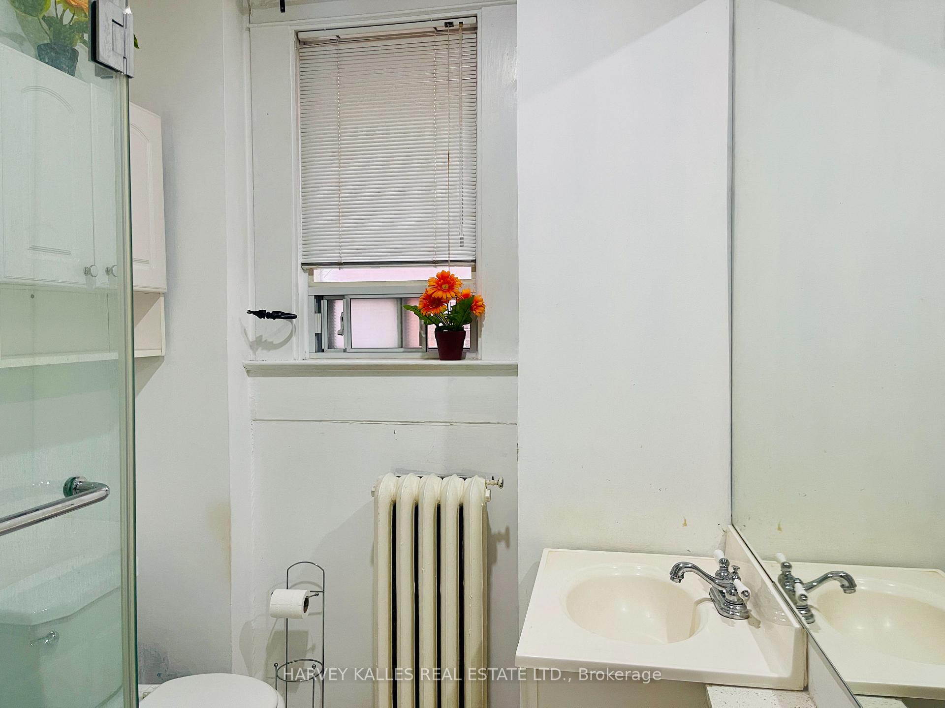 Photo 10 of Unit 2nd floor, 218 Heath Street W, Toronto, Forest Hill South — HOMEH