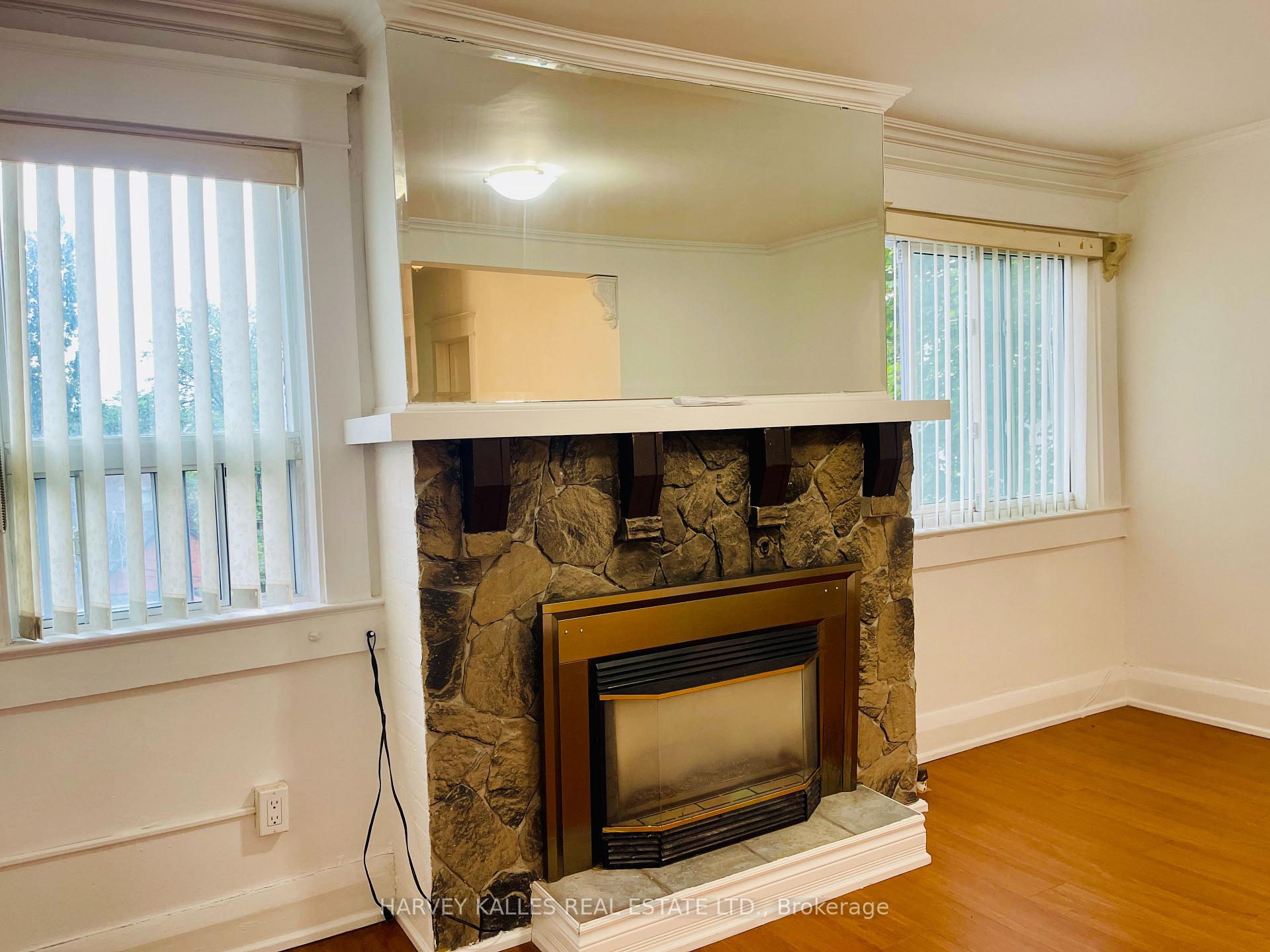 Photo 12 of Unit 2nd floor, 218 Heath Street W, Toronto, Forest Hill South — HOMEH