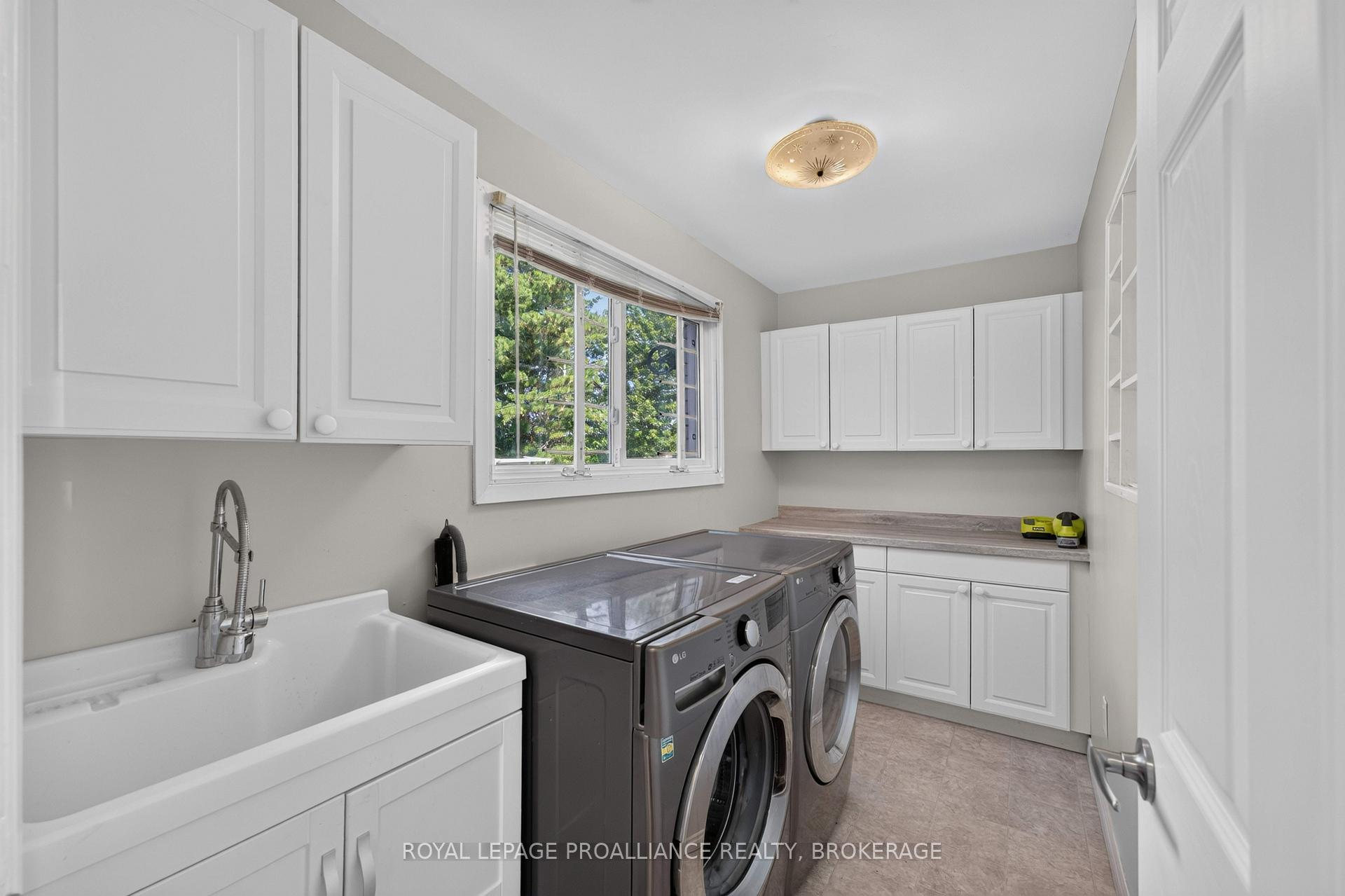 Photo 8 of 1445 Aley Street, Kingston, City North of 401 — HOMEH