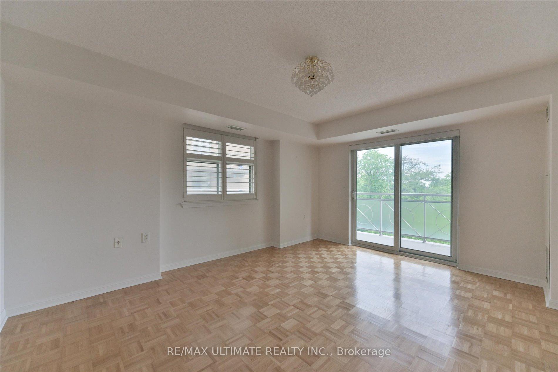 Photo 16 of Unit 307, 2500 Rutherford Road, Vaughan, Maple — HOMEH