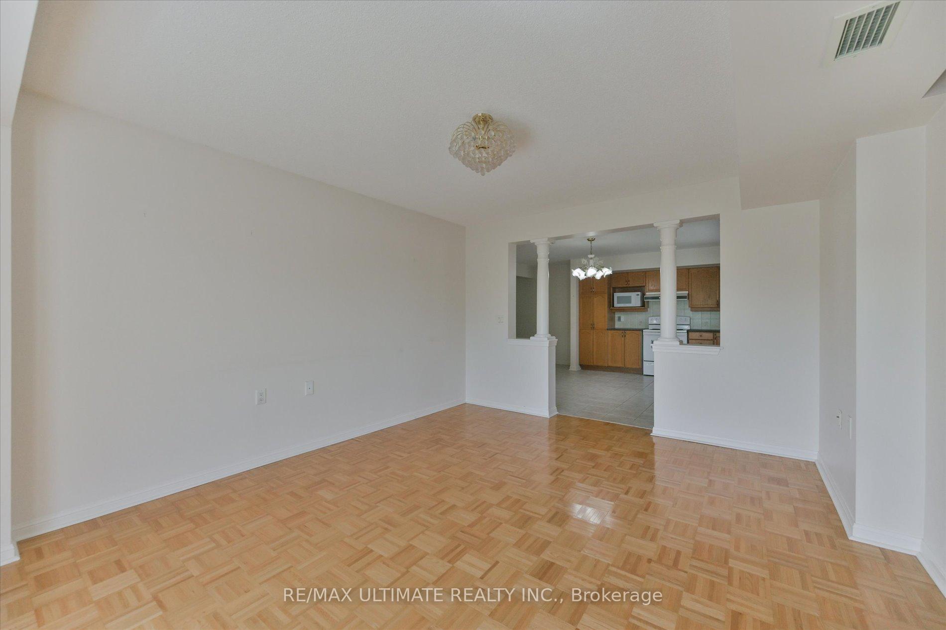 Photo 17 of Unit 307, 2500 Rutherford Road, Vaughan, Maple — HOMEH