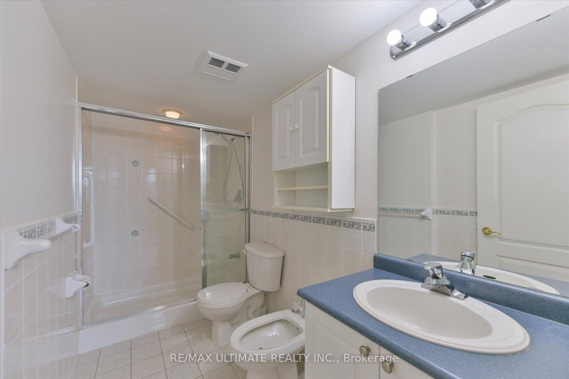 Photo 22 of Unit 307, 2500 Rutherford Road, Vaughan, Maple — HOMEH