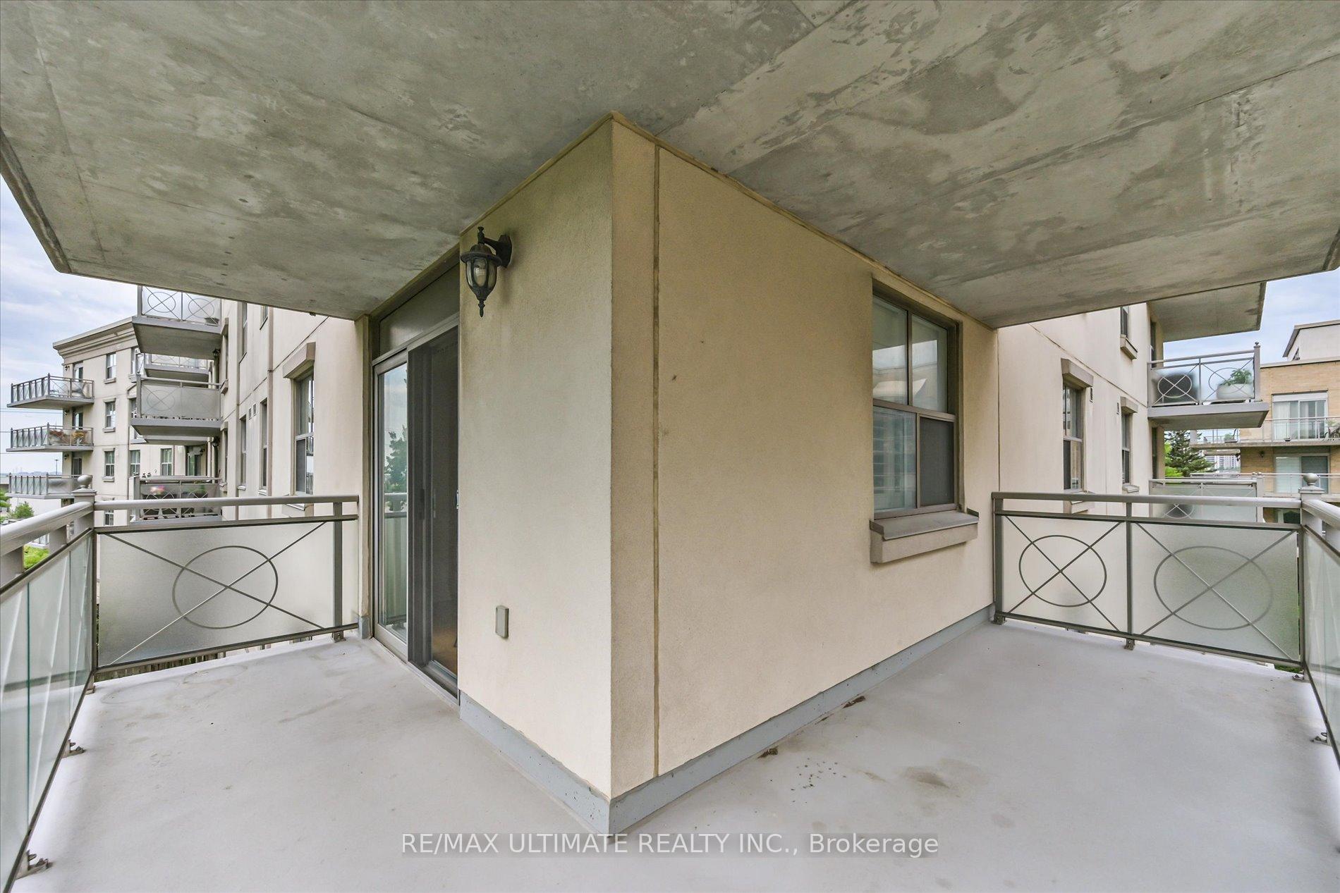 Photo 27 of Unit 307, 2500 Rutherford Road, Vaughan, Maple — HOMEH