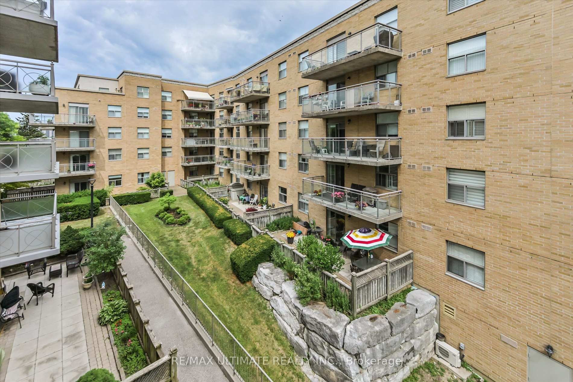 Photo 29 of Unit 307, 2500 Rutherford Road, Vaughan, Maple — HOMEH