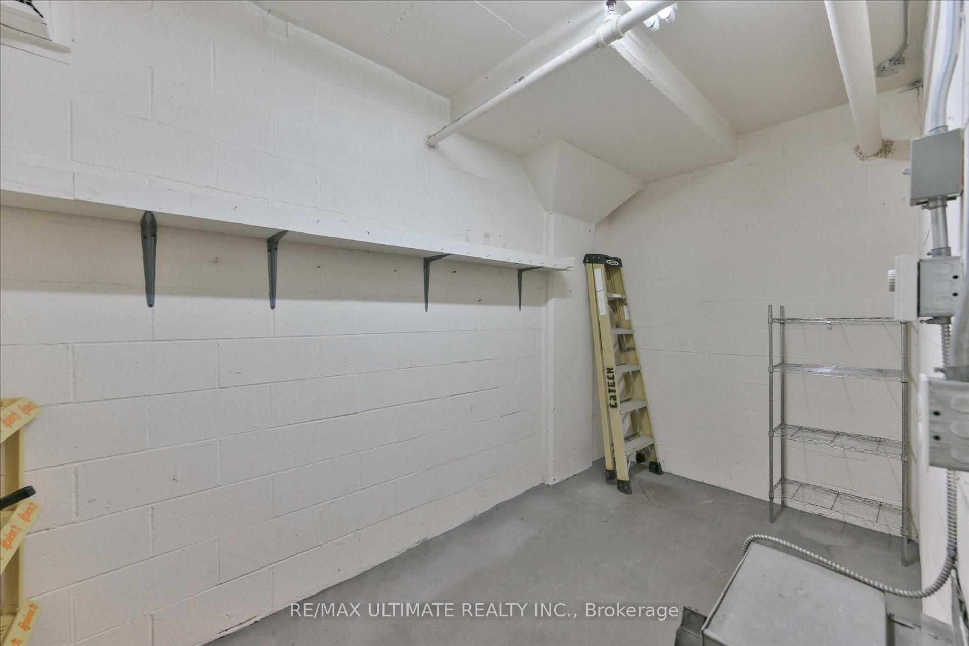 Photo 37 of Unit 307, 2500 Rutherford Road, Vaughan, Maple — HOMEH