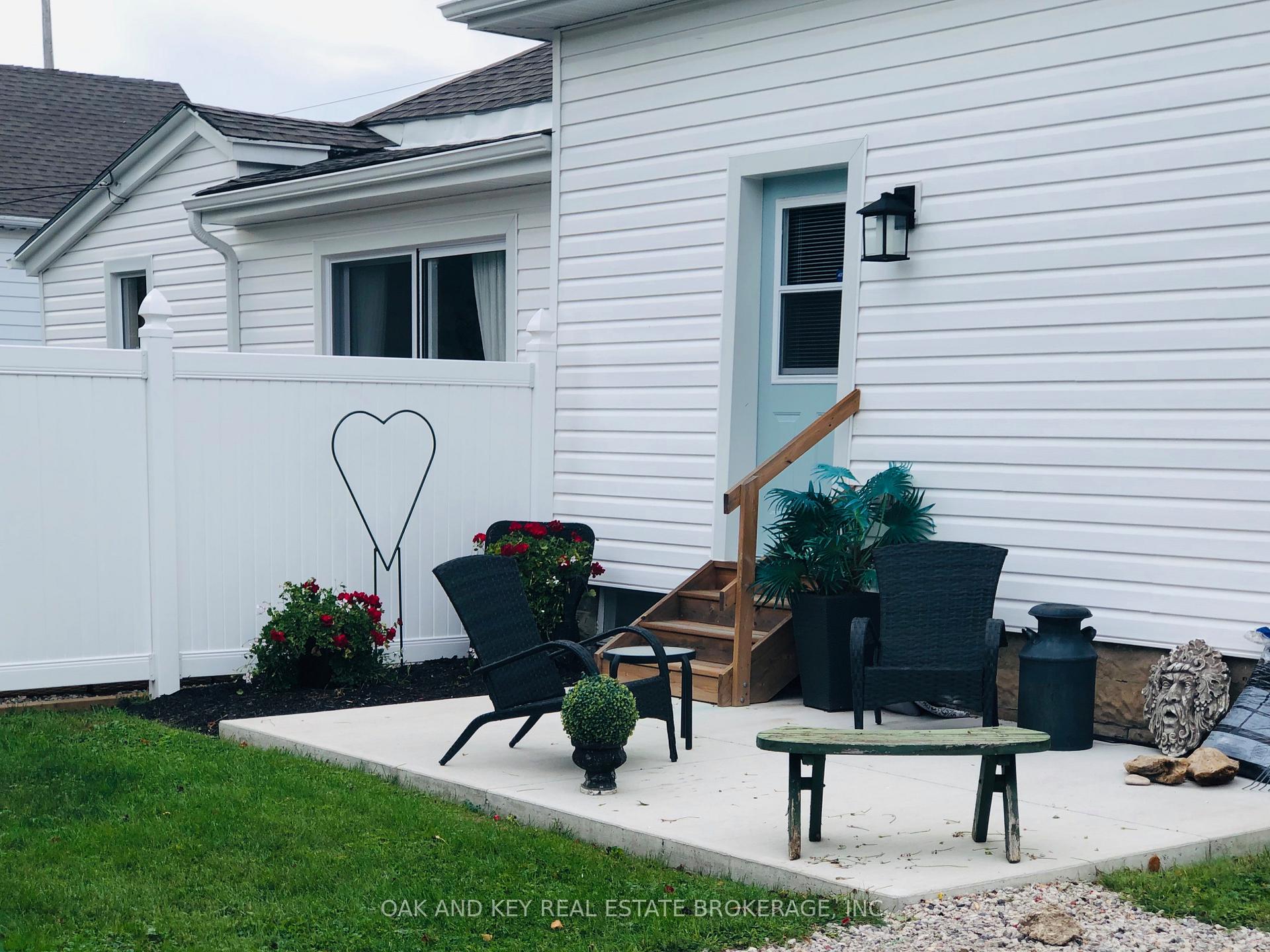 Photo 13 of Unit A, 18 Isabel Street, St. Thomas — HOMEH