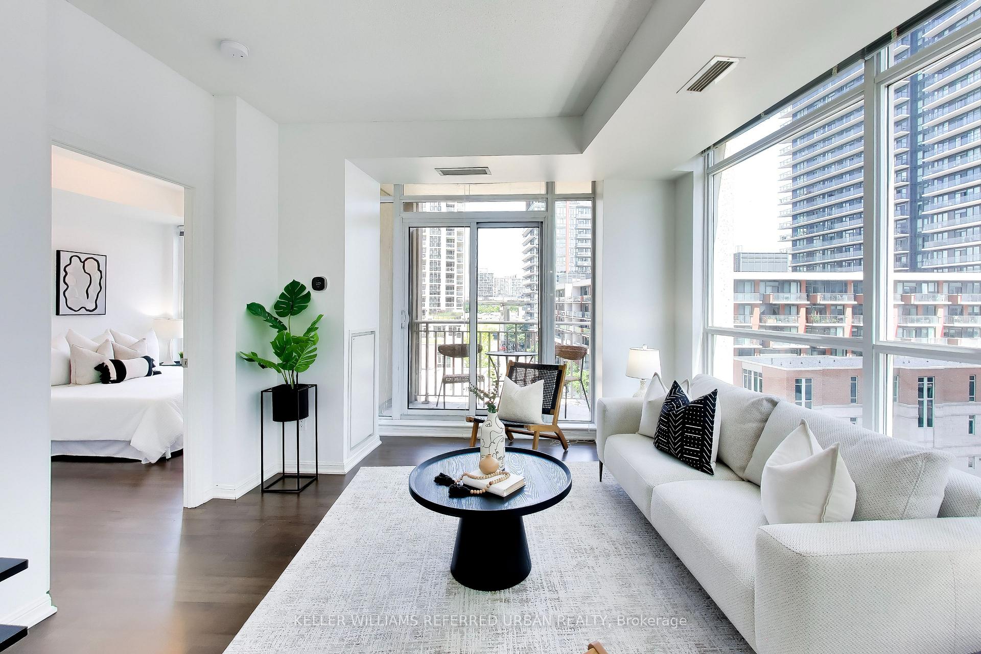 Photo 2 of Unit 624, 628 Fleet Street, Toronto, Niagara — HOMEH