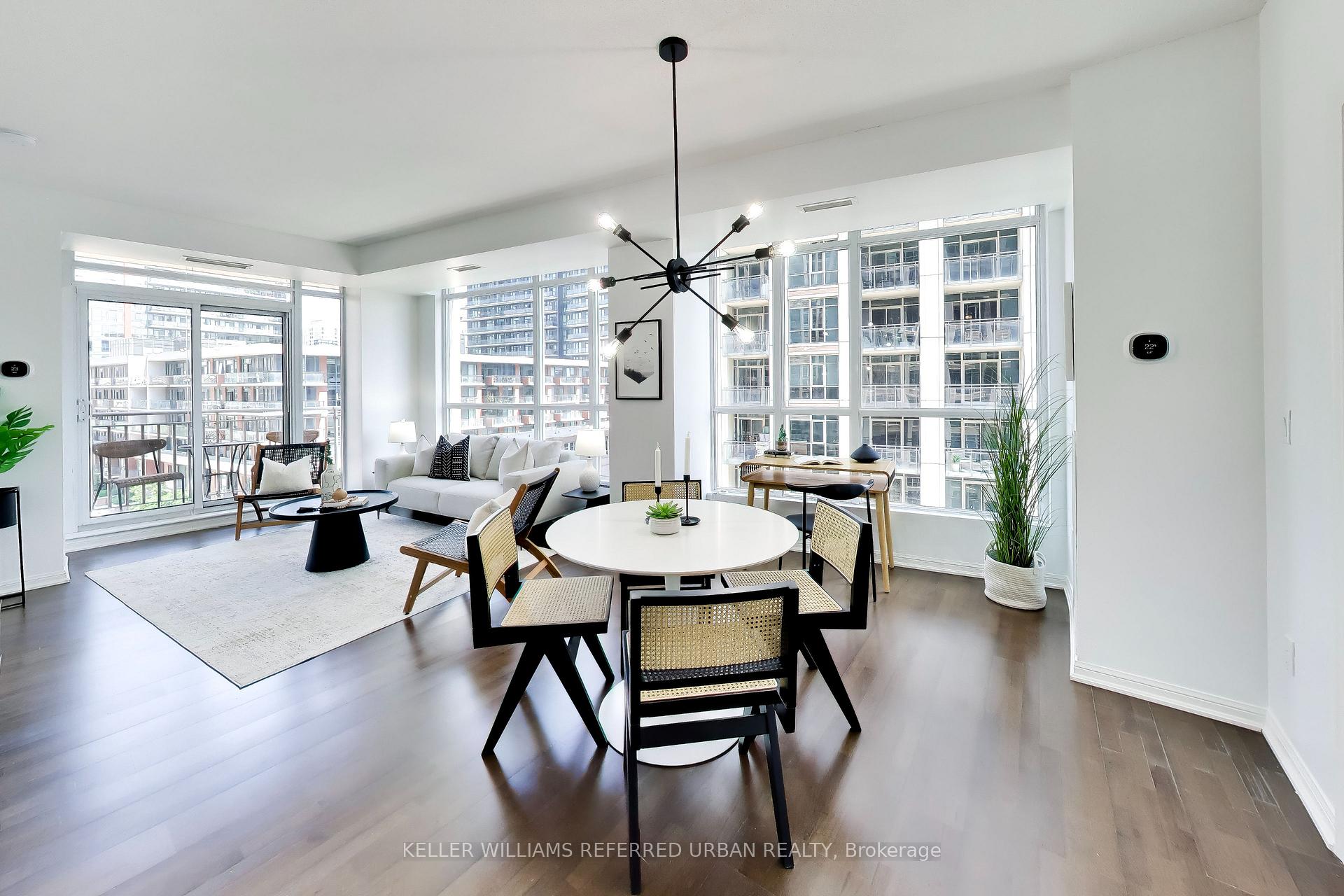 Photo 4 of Unit 624, 628 Fleet Street, Toronto, Niagara — HOMEH