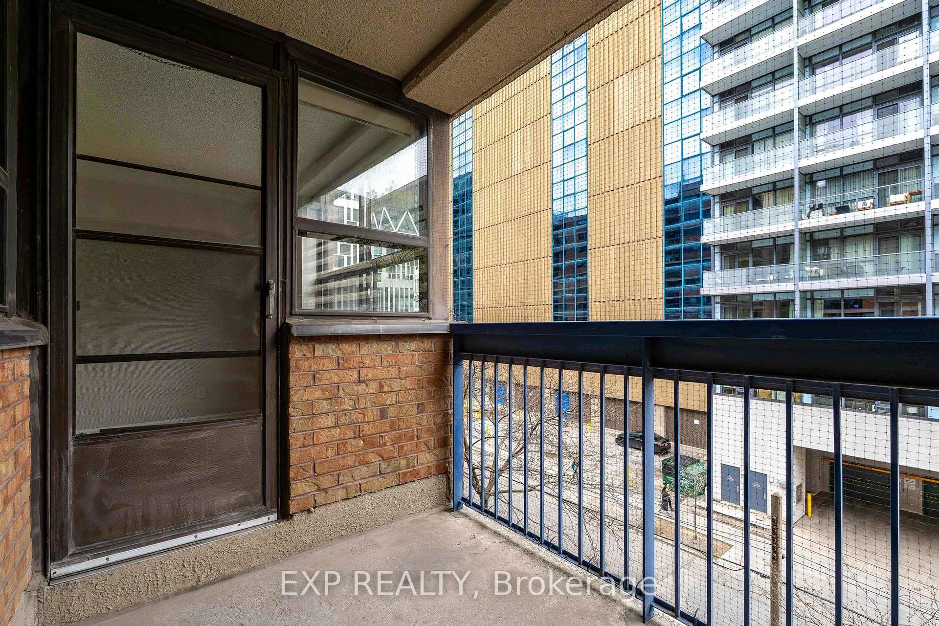 Photo 5 of Unit 435, 60 St Patrick Street, Toronto, Kensington-Chinatown — HOMEH