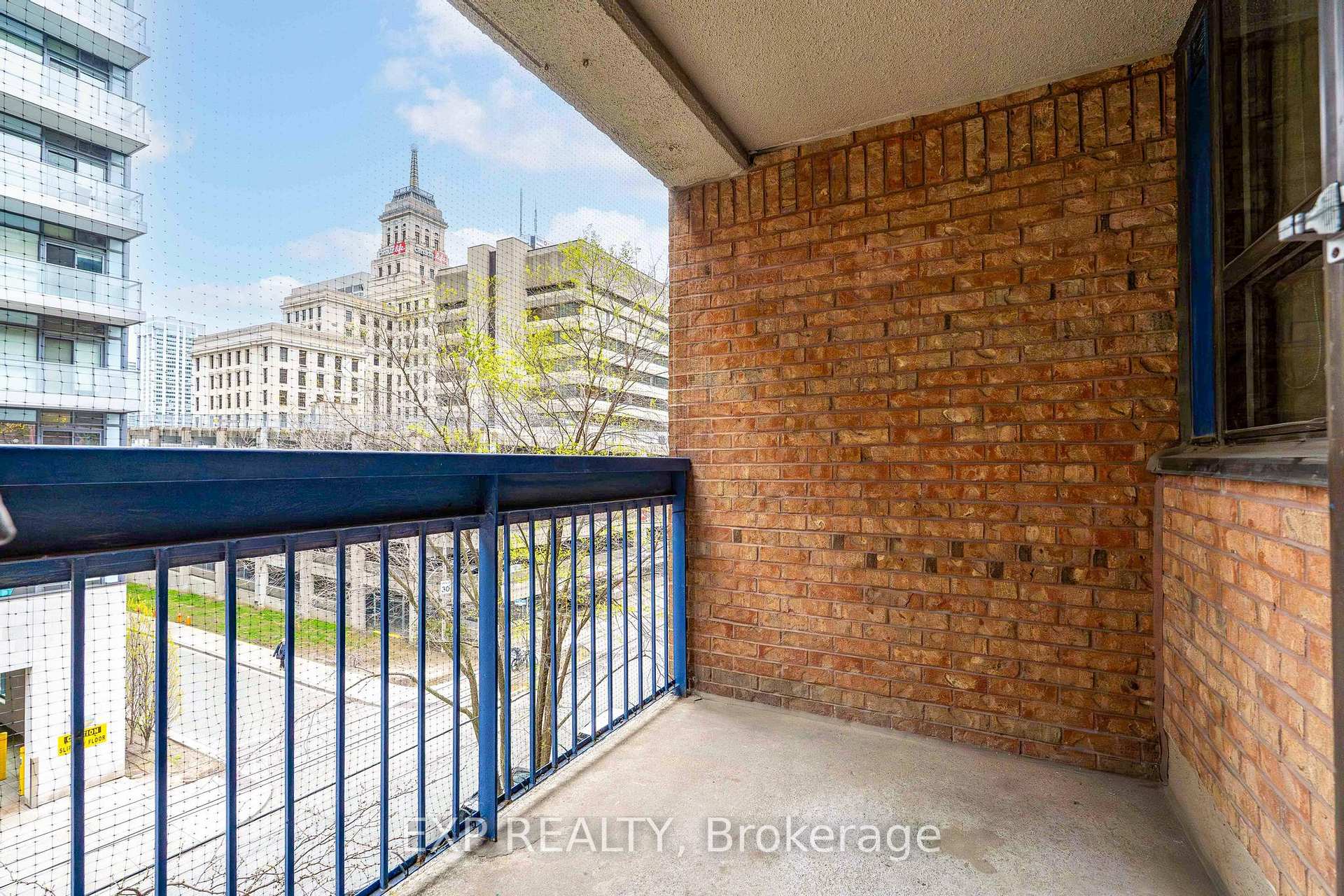 Photo 6 of Unit 435, 60 St Patrick Street, Toronto, Kensington-Chinatown — HOMEH