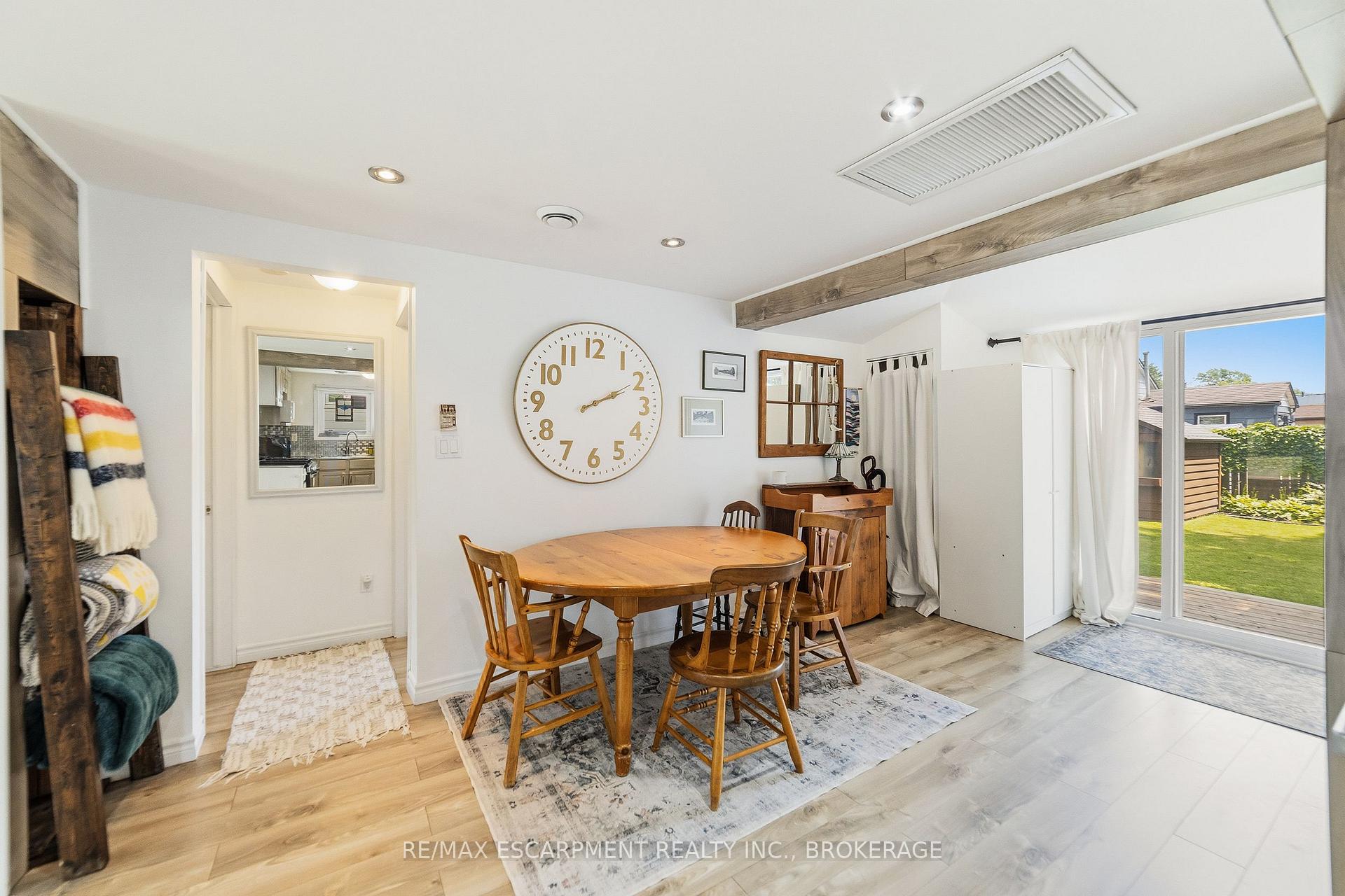 Photo 10 of 425 Ross Avenue, Haldimand, Dunnville — HOMEH