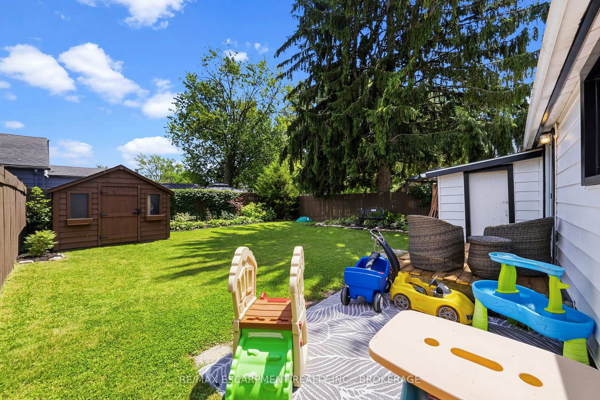 Photo 16 of 425 Ross Avenue, Haldimand, Dunnville — HOMEH