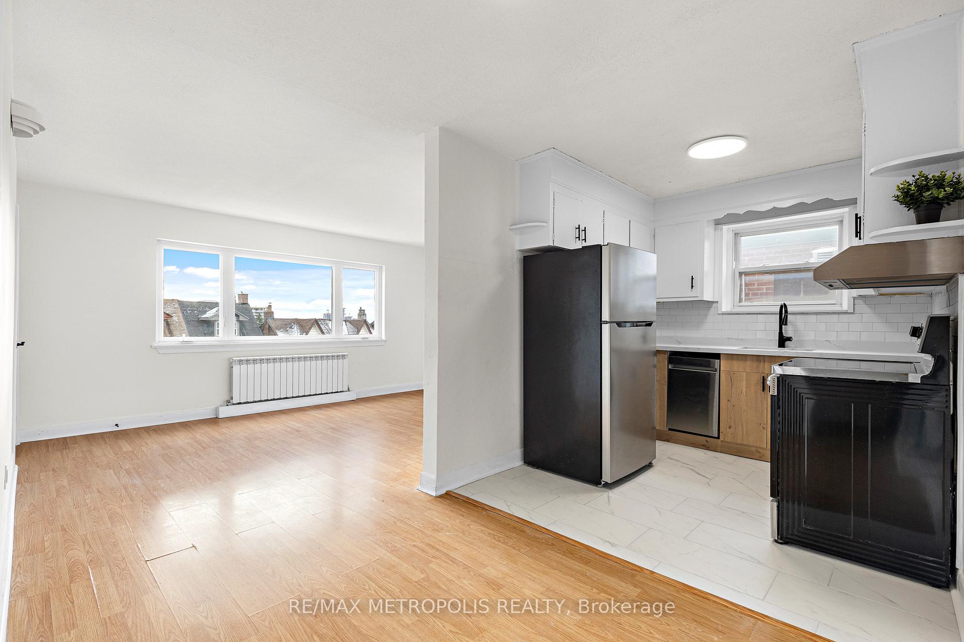 Photo 1 of Unit 2, 1030 Davenport Road, Toronto, Wychwood — HOMEH