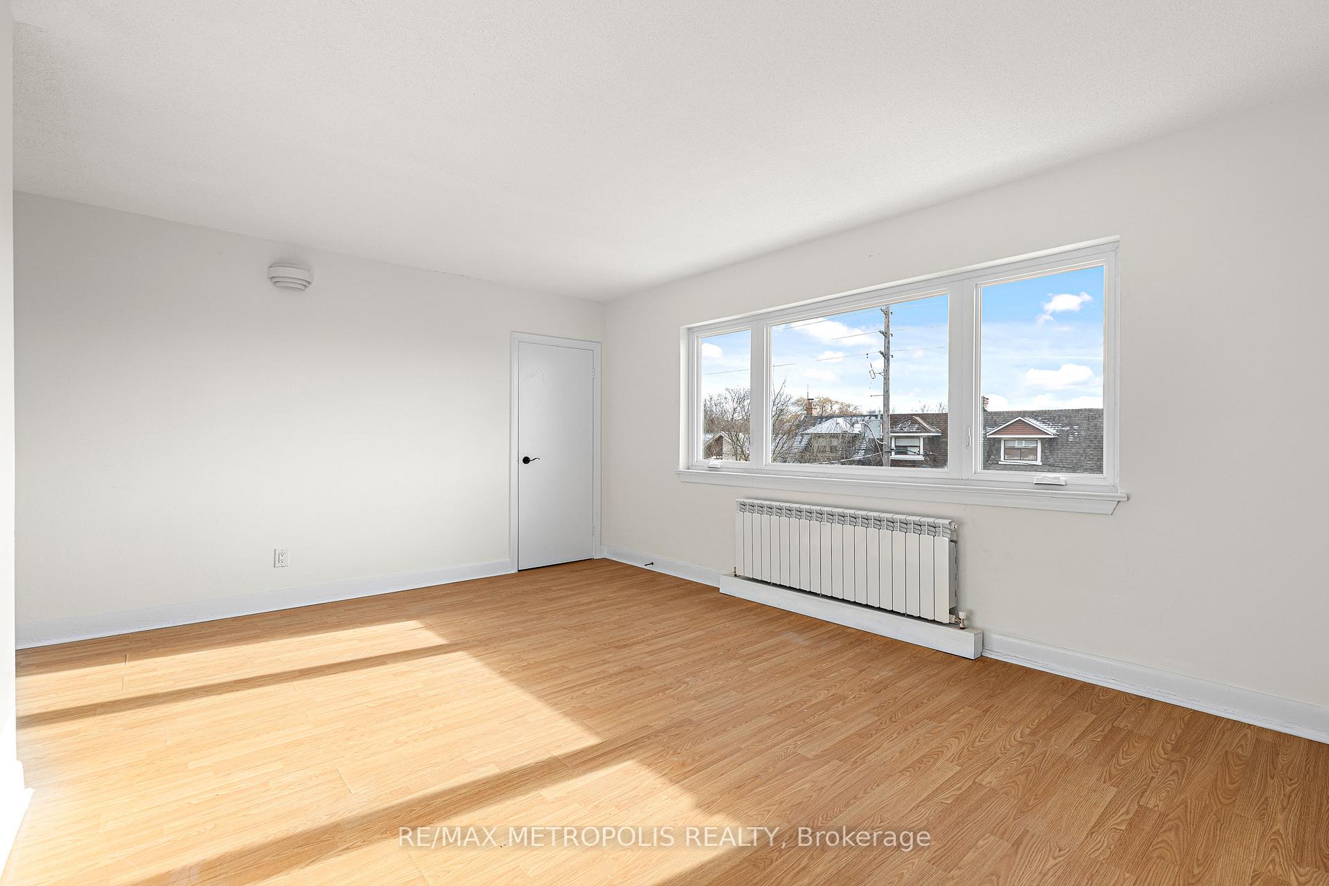 Photo 8 of Unit 2, 1030 Davenport Road, Toronto, Wychwood — HOMEH