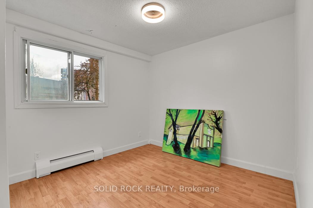 Photo 13 of Unit 7, 896 Elmsmere Drive, Ottawa, Beacon Hill South — HOMEH