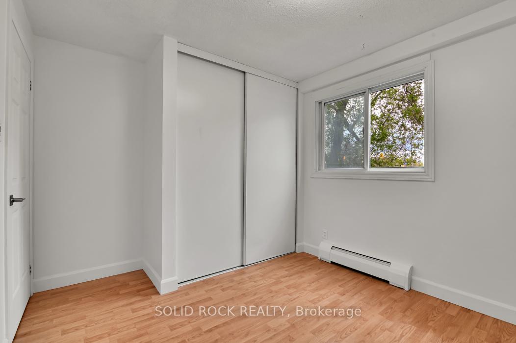 Photo 14 of Unit 7, 896 Elmsmere Drive, Ottawa, Beacon Hill South — HOMEH