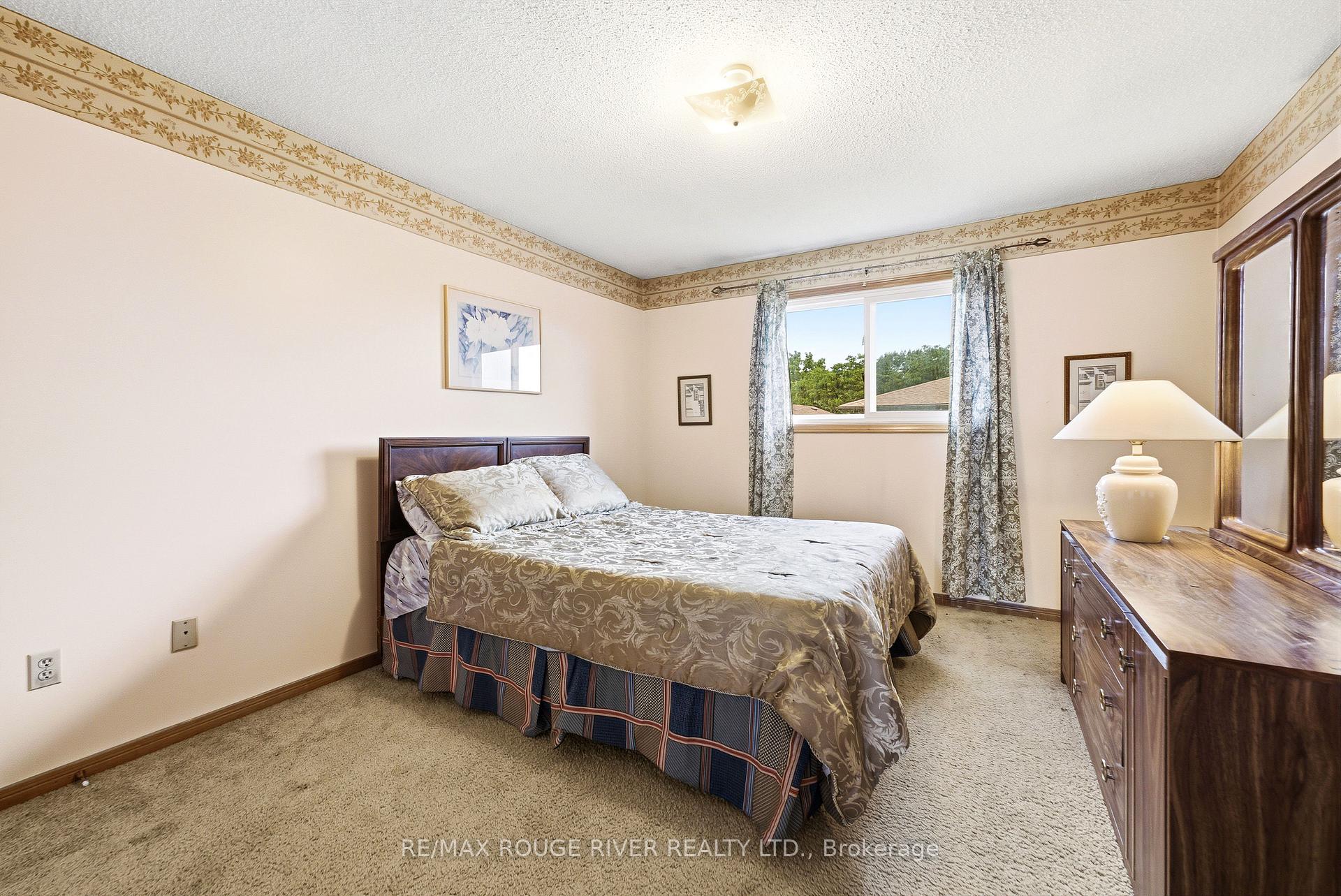 Photo 28 of 51 Sugarbush Square, Scarborough, Highland Creek — HOMEH