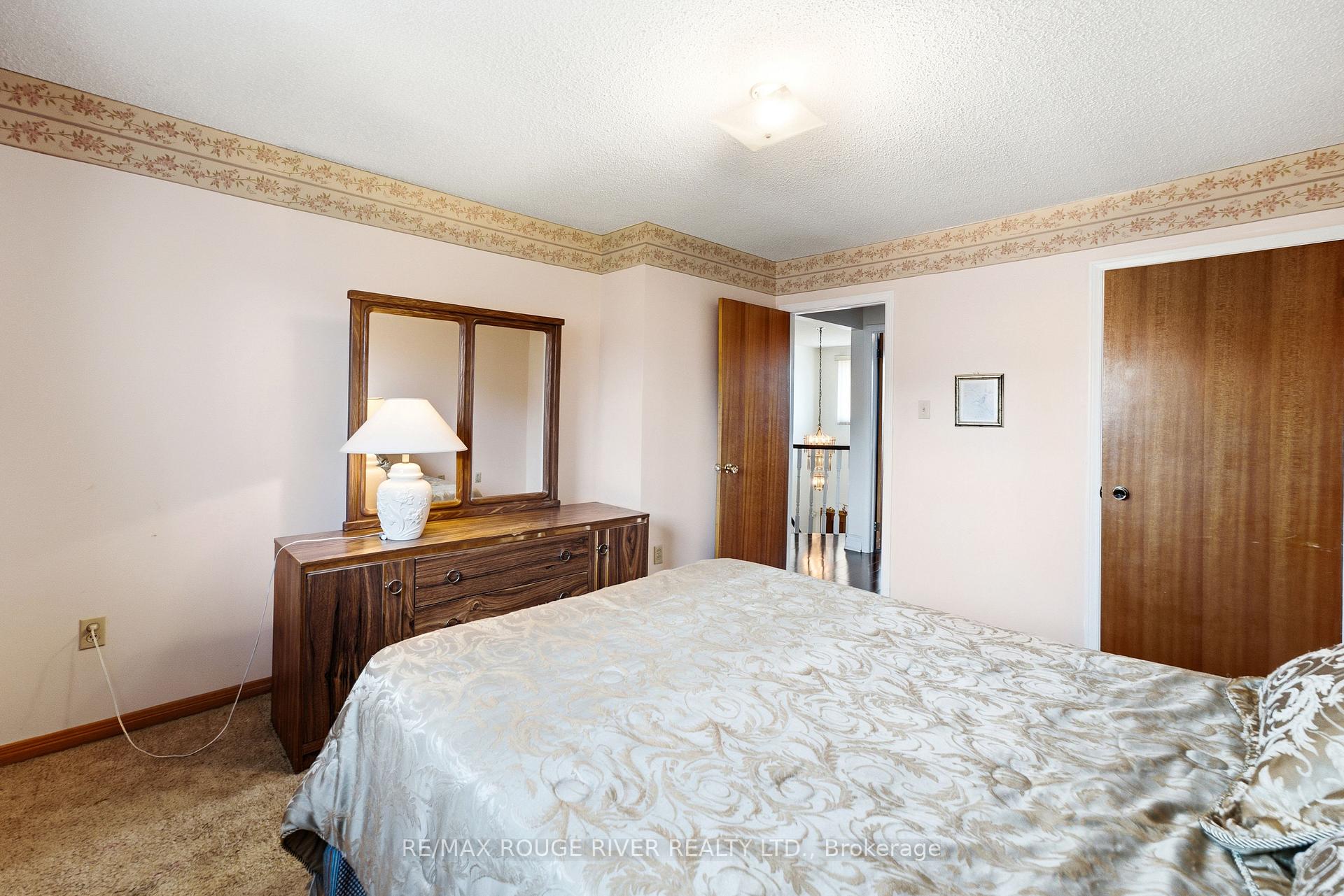 Photo 29 of 51 Sugarbush Square, Scarborough, Highland Creek — HOMEH