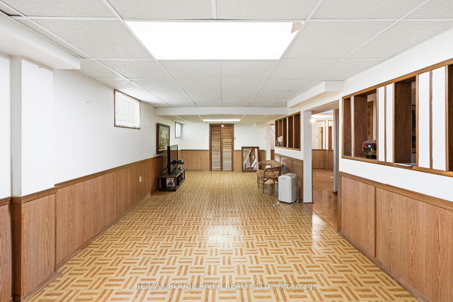 Photo 37 of 51 Sugarbush Square, Scarborough, Highland Creek — HOMEH