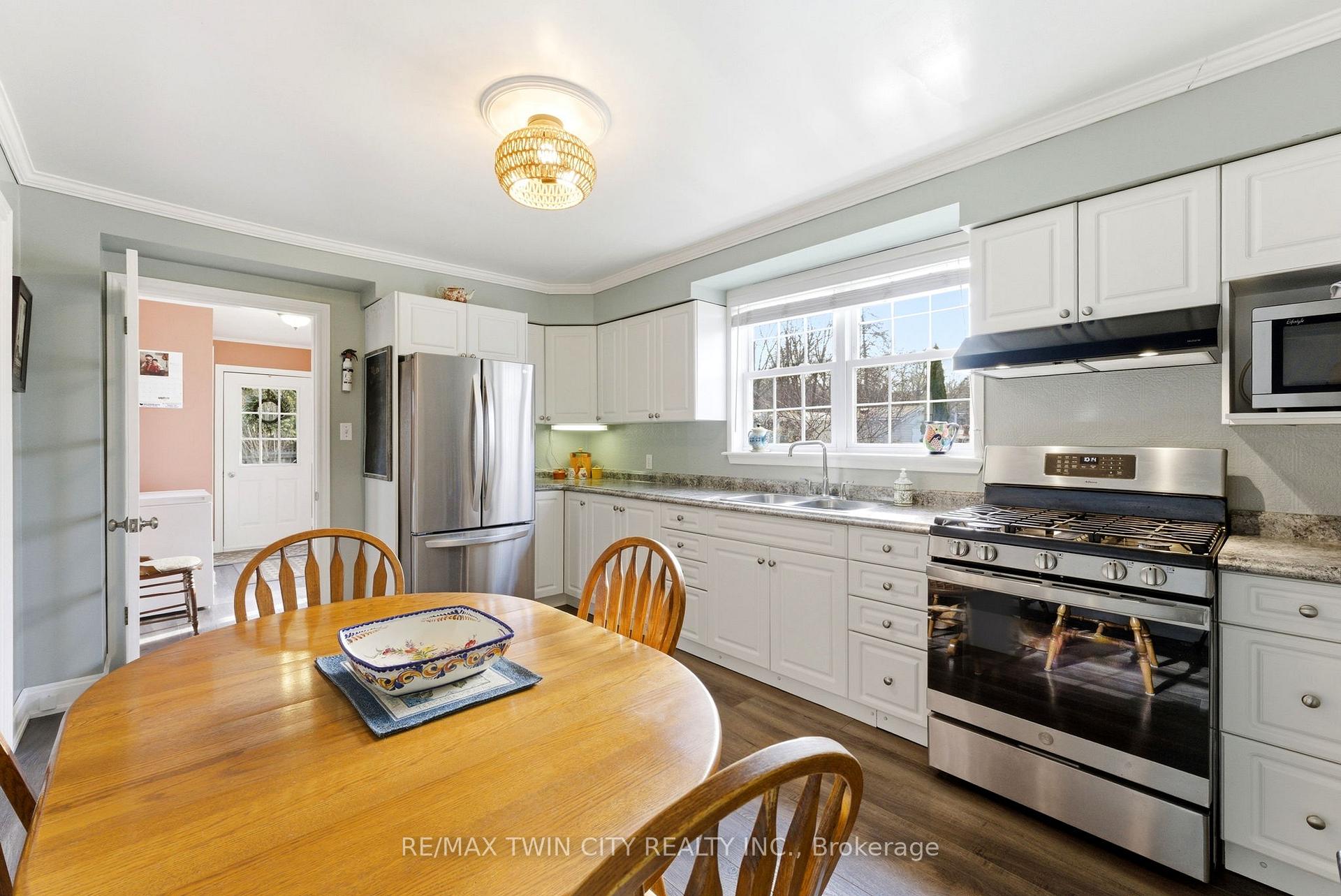 Photo 9 of 9 Willow Street, Brant, Paris — HOMEH