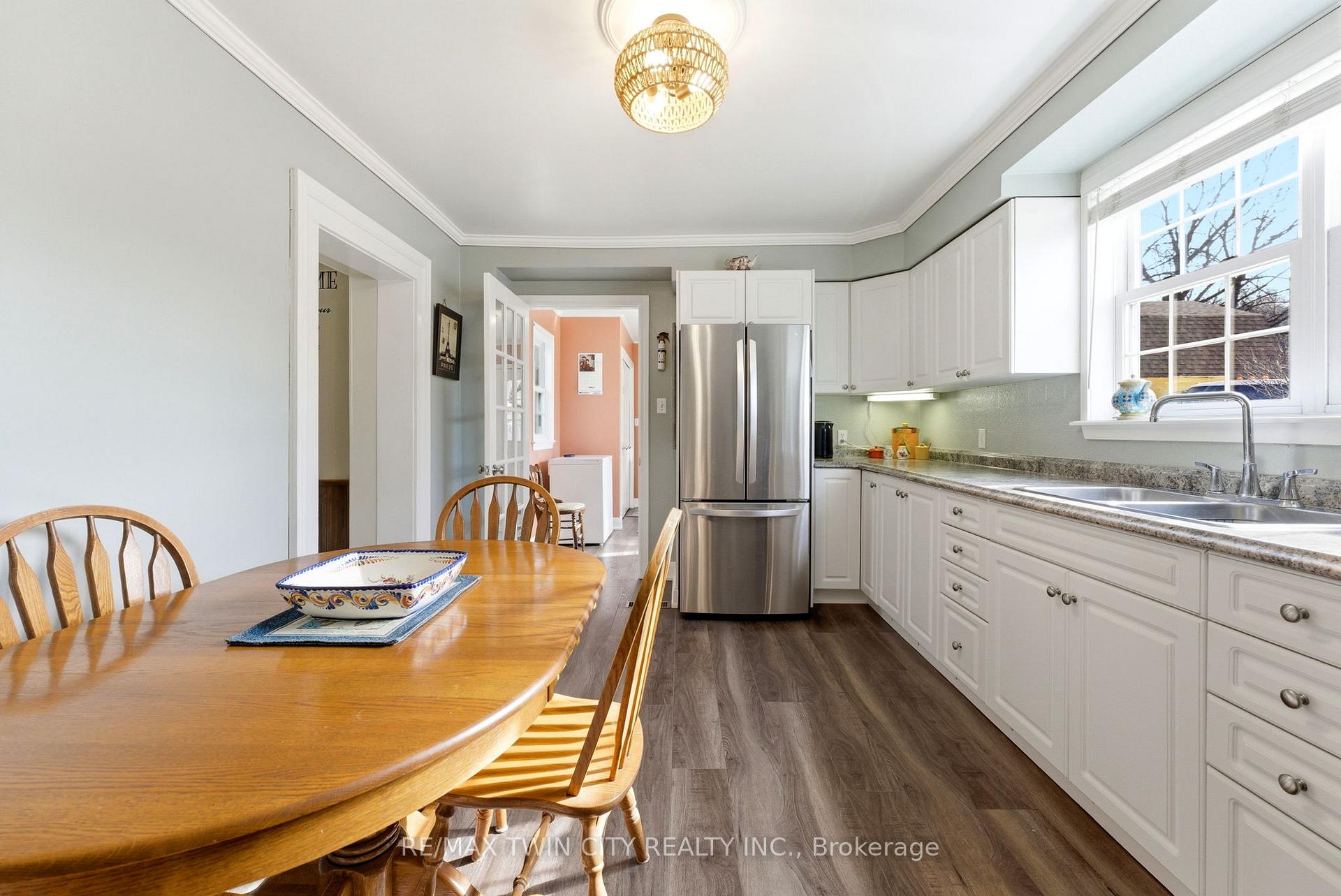 Photo 10 of 9 Willow Street, Brant, Paris — HOMEH