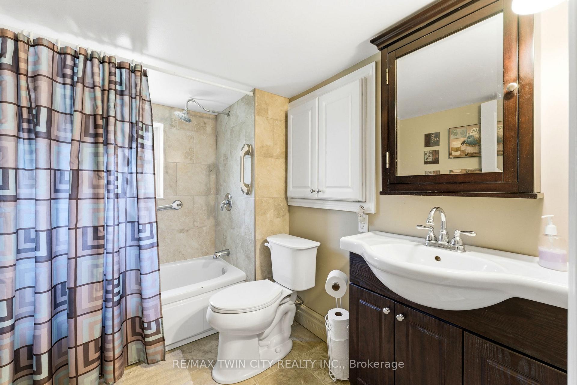 Photo 18 of 9 Willow Street, Brant, Paris — HOMEH