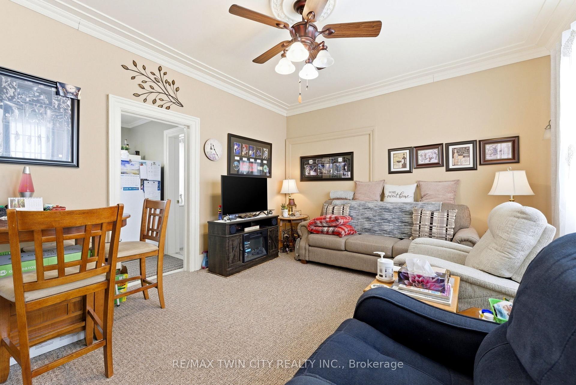 Photo 23 of 9 Willow Street, Brant, Paris — HOMEH