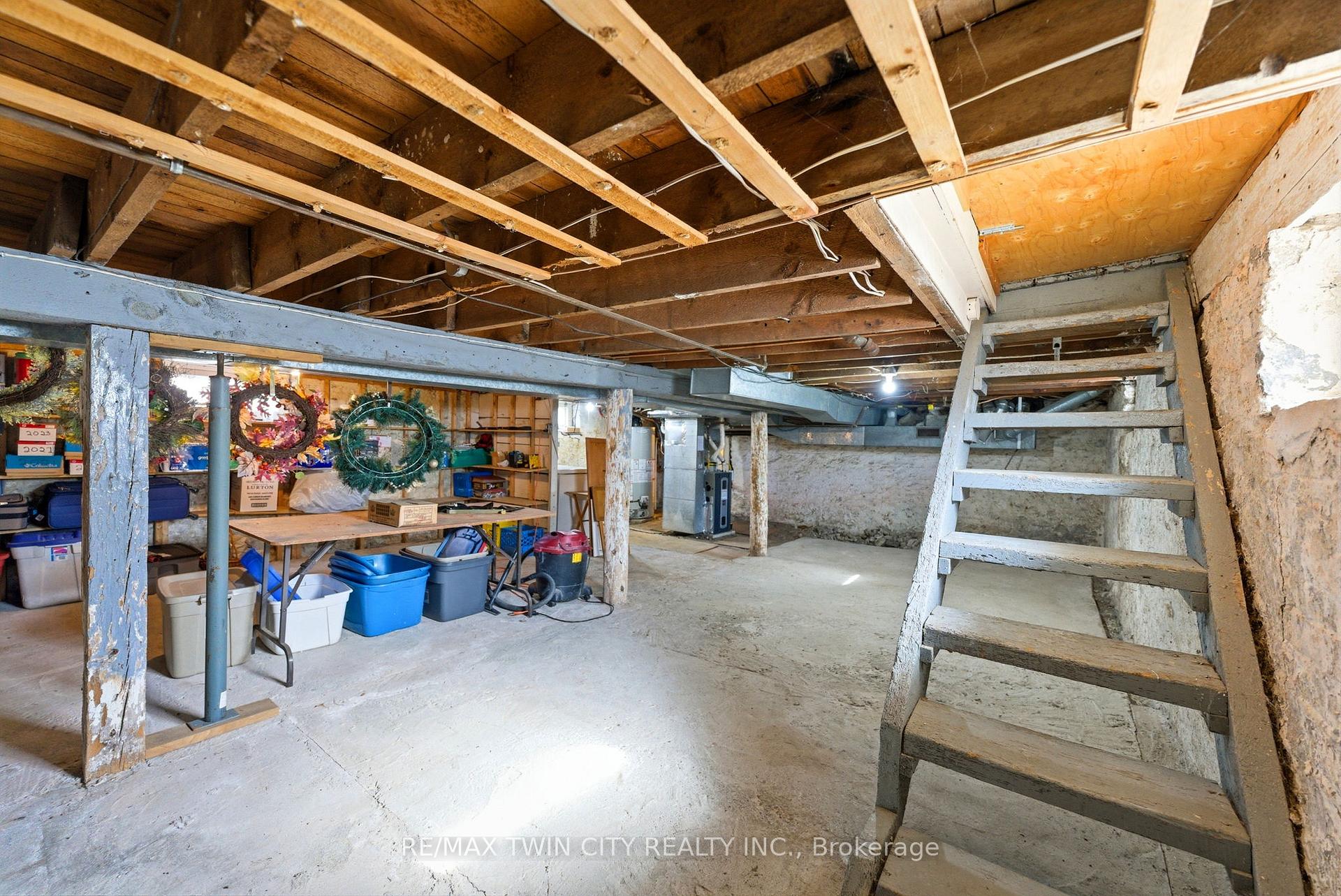 Photo 35 of 9 Willow Street, Brant, Paris — HOMEH