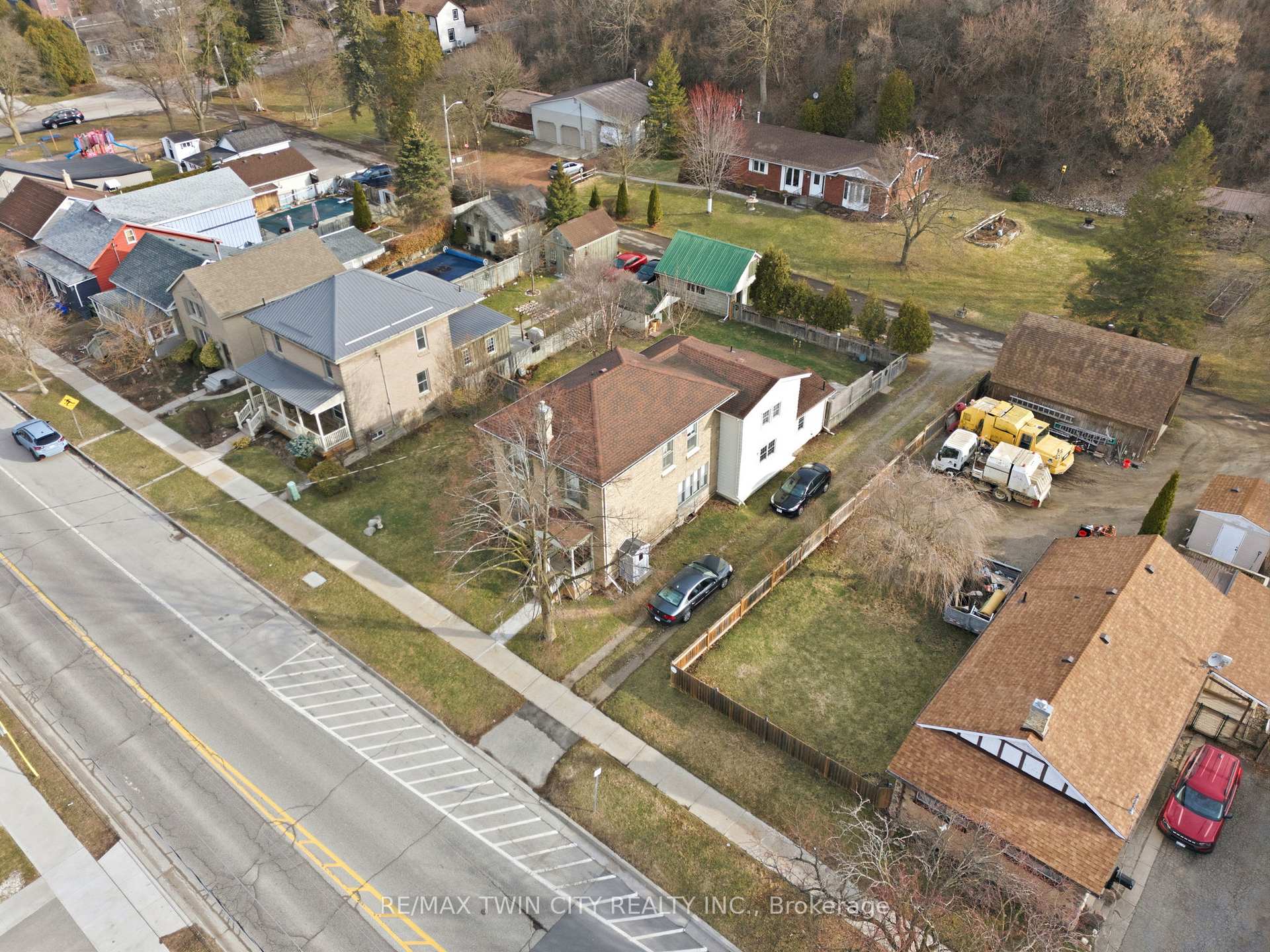 Photo 41 of 9 Willow Street, Brant, Paris — HOMEH