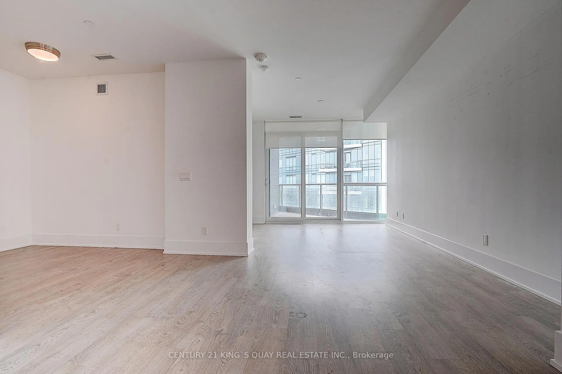 Photo 39 of Unit Ph01, 1 Edgewater Drive, Toronto, Waterfront Communities — HOMEH