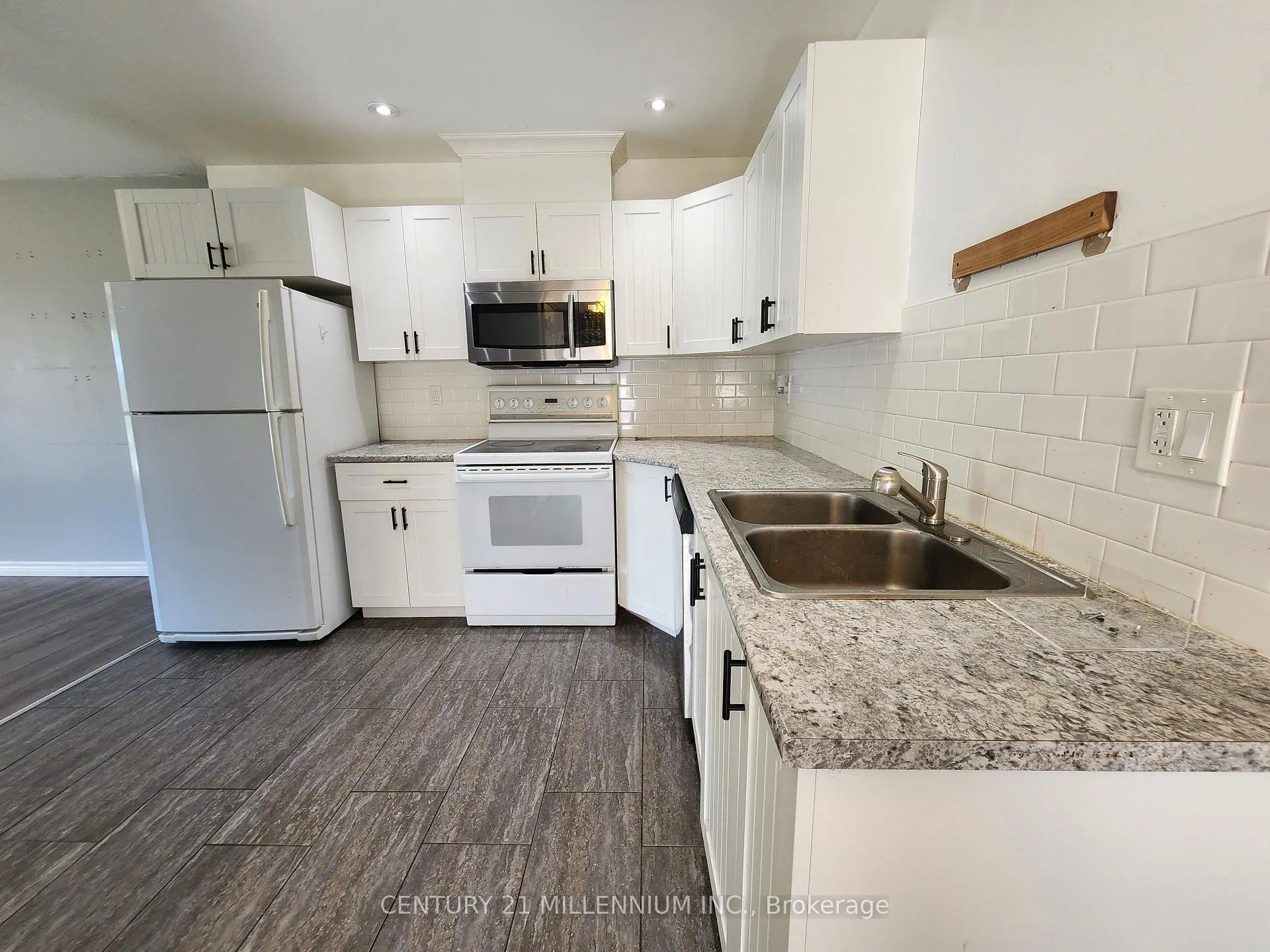 Photo 5 of Unit Main, 79A Dawson Road, Orangeville — HOMEH