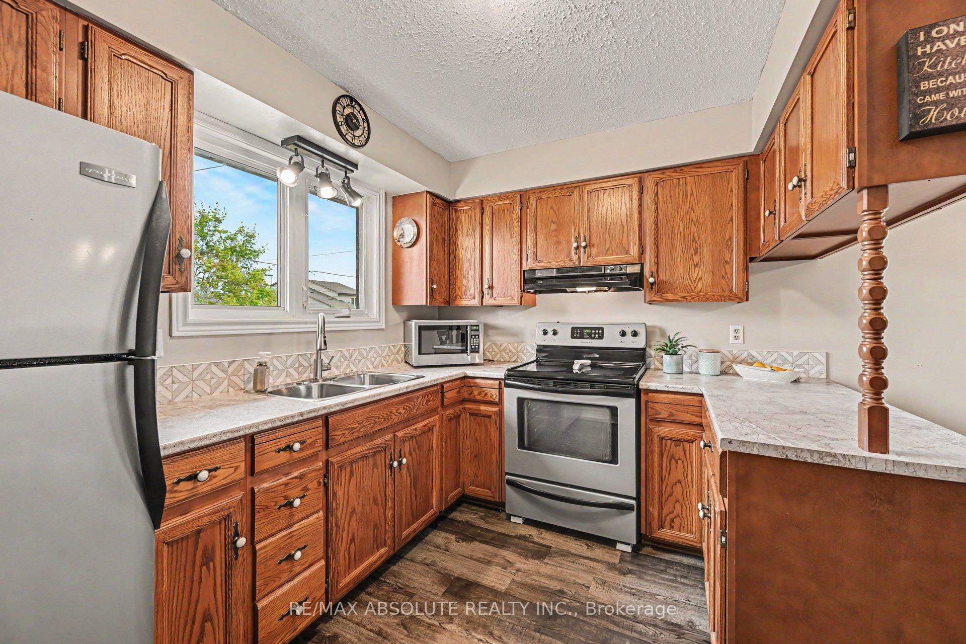 Photo 11 of 95 Seventh Avenue, Arnprior, Arnprior — HOMEH