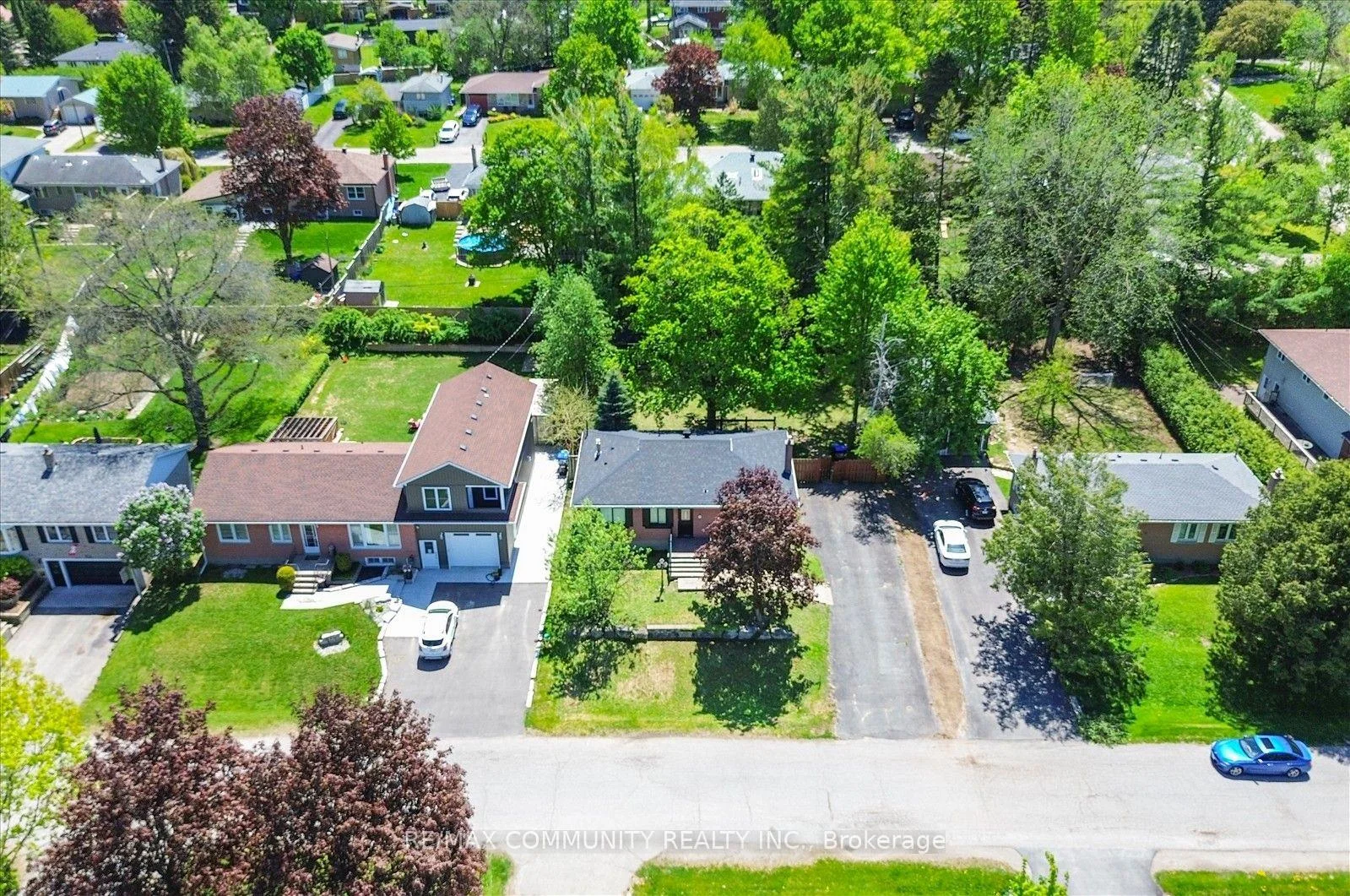 Photo 12 of 25 George Street, New Tecumseth, Alliston — HOMEH