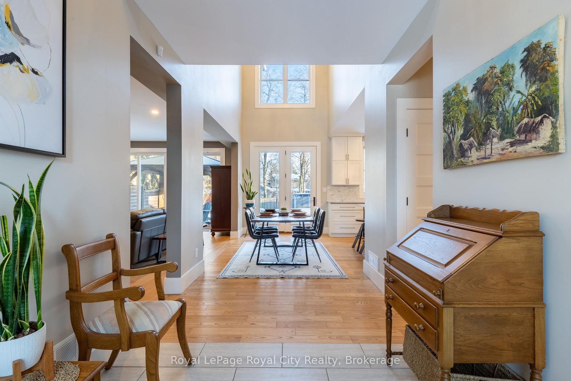 Photo 7 of 255 Normandy Avenue, Waterloo, Lincoln Village — HOMEH