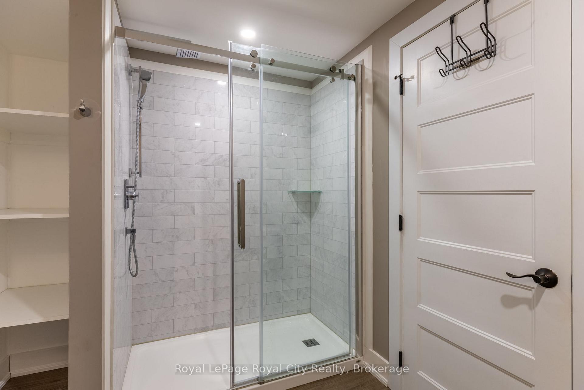 Photo 40 of 255 Normandy Avenue, Waterloo, Lincoln Village — HOMEH
