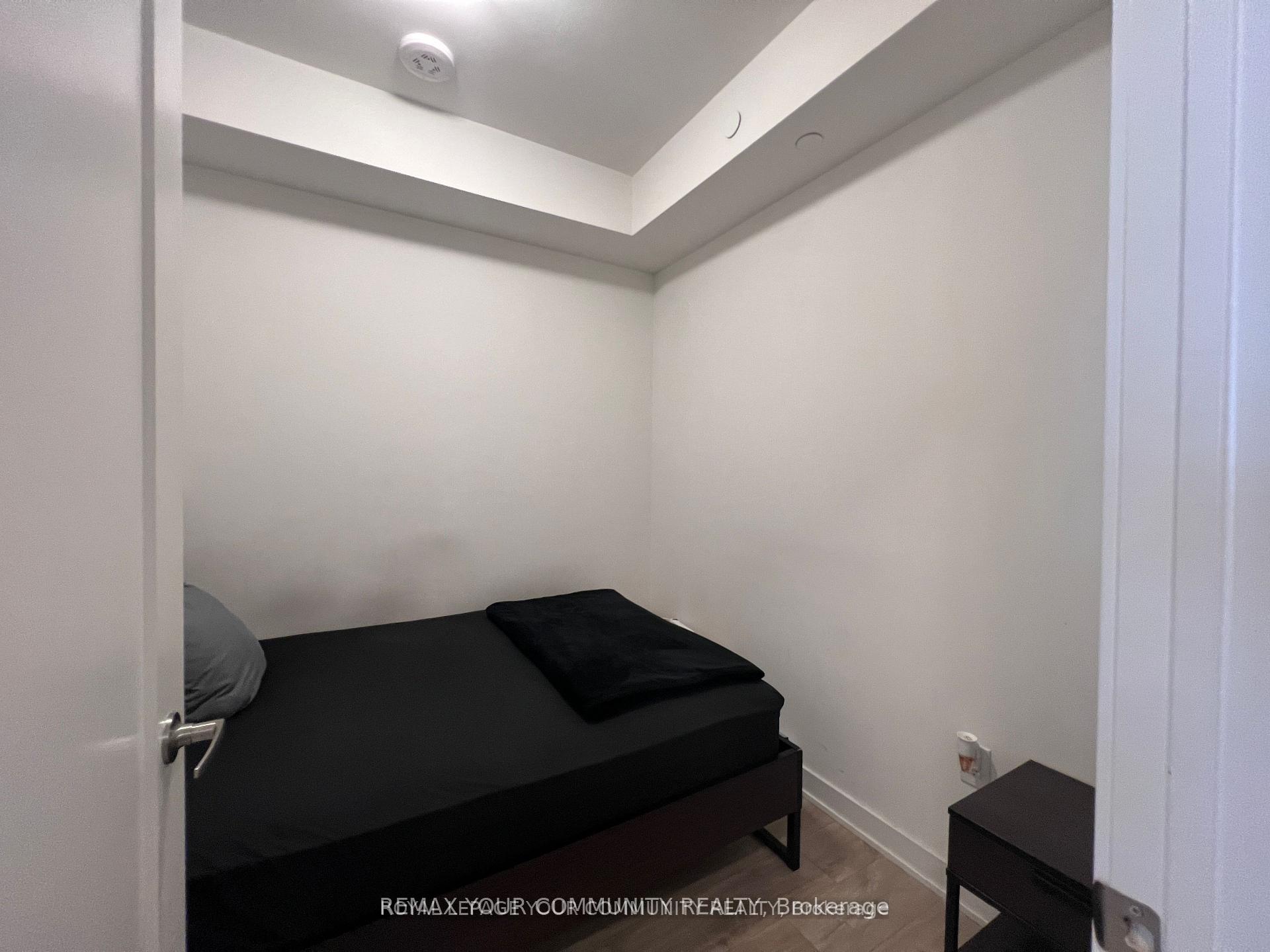 Photo 6 of Unit 1422, 60 Princess Street, Toronto, Waterfront Communities — HOMEH
