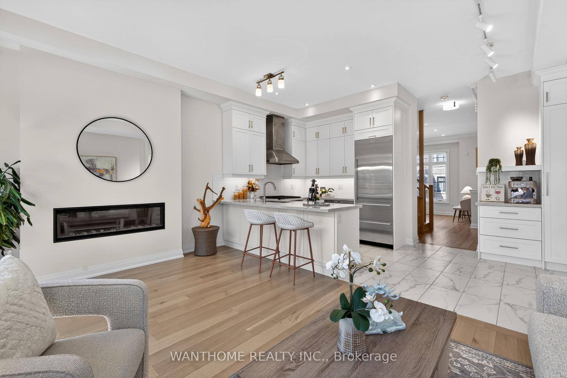 Photo 12 of 10 Abbey Hill Lane E, Markham, Rural Markham — HOMEH