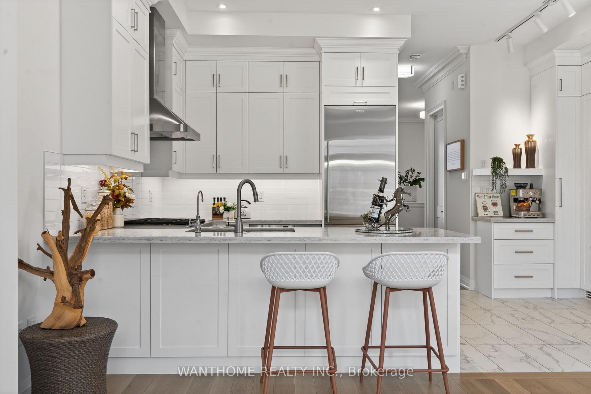 Photo 24 of 10 Abbey Hill Lane E, Markham, Rural Markham — HOMEH
