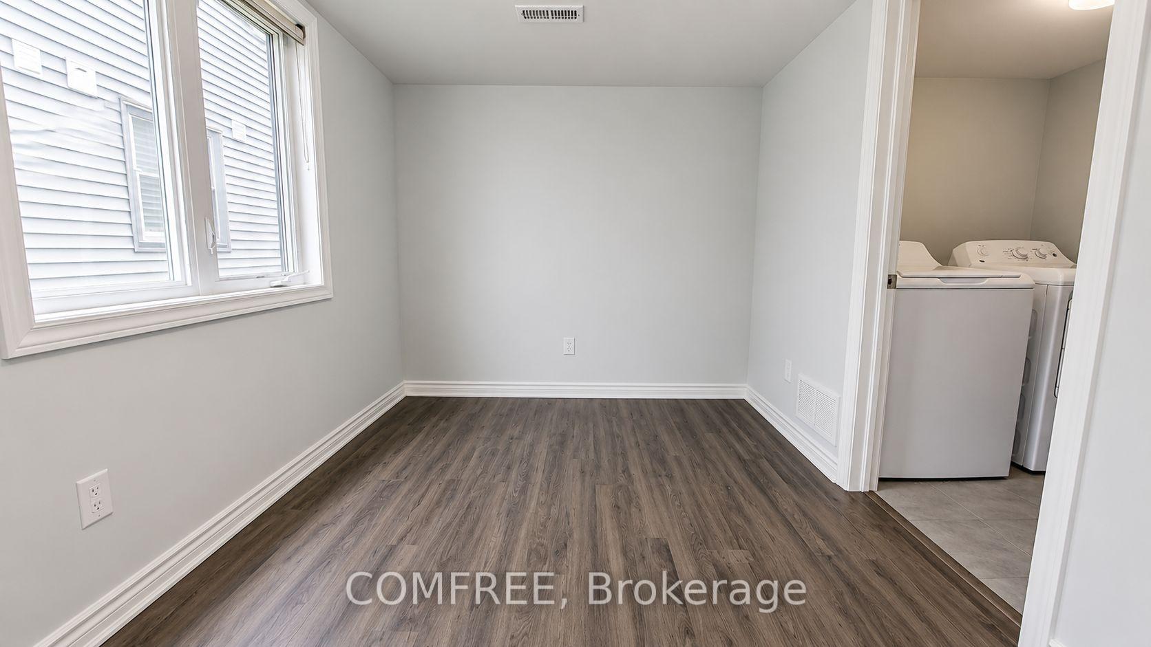 Photo 13 of 92 Ballinora Lane, Ottawa, Stittsville (North) — HOMEH