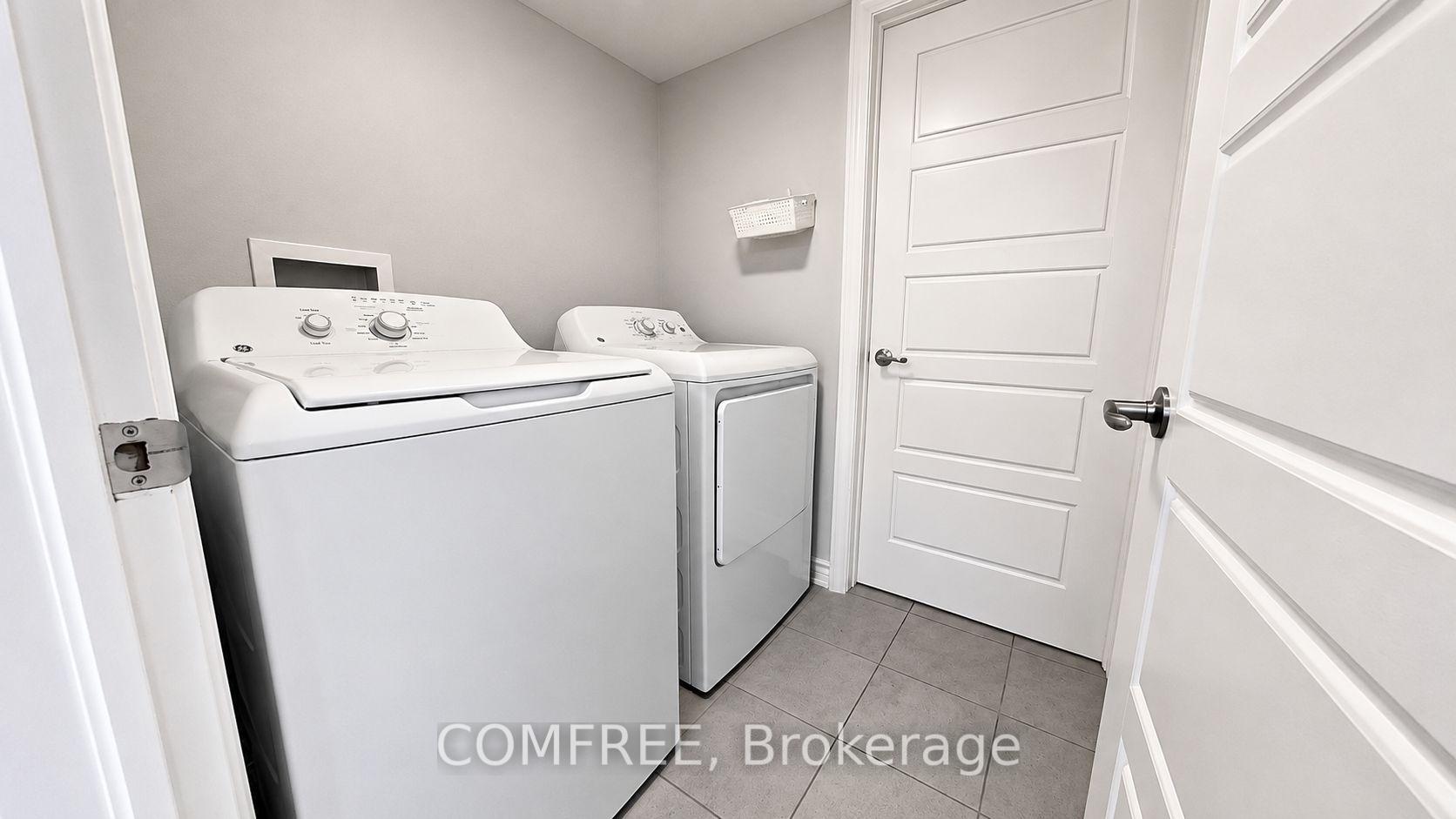 Photo 14 of 92 Ballinora Lane, Ottawa, Stittsville (North) — HOMEH
