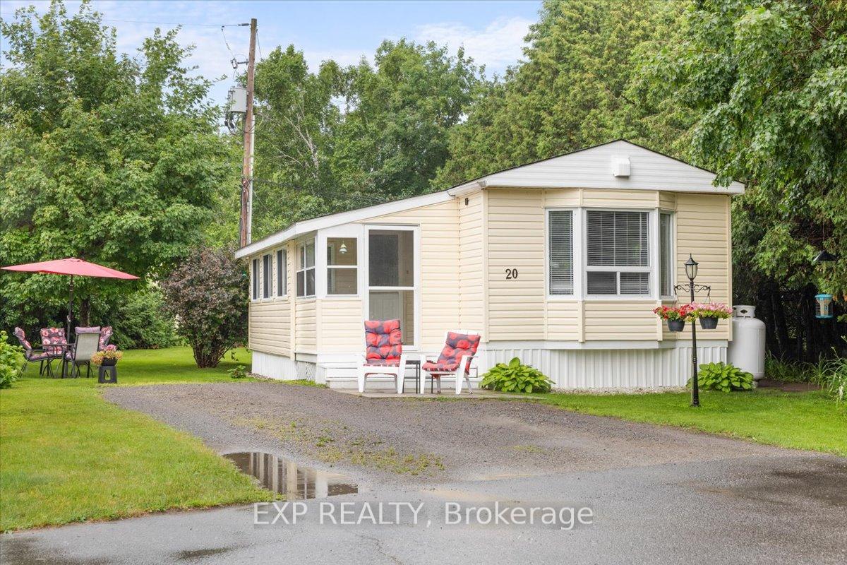 Photo 1 of 20 Pinewood Avenue, Beckwith, Beckwith Twp — HOMEH