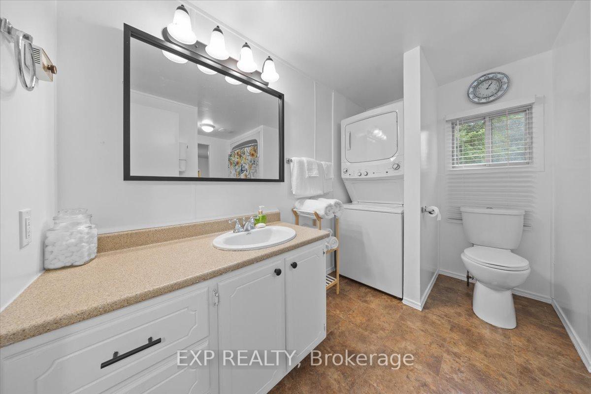 Photo 21 of 20 Pinewood Avenue, Beckwith, Beckwith Twp — HOMEH