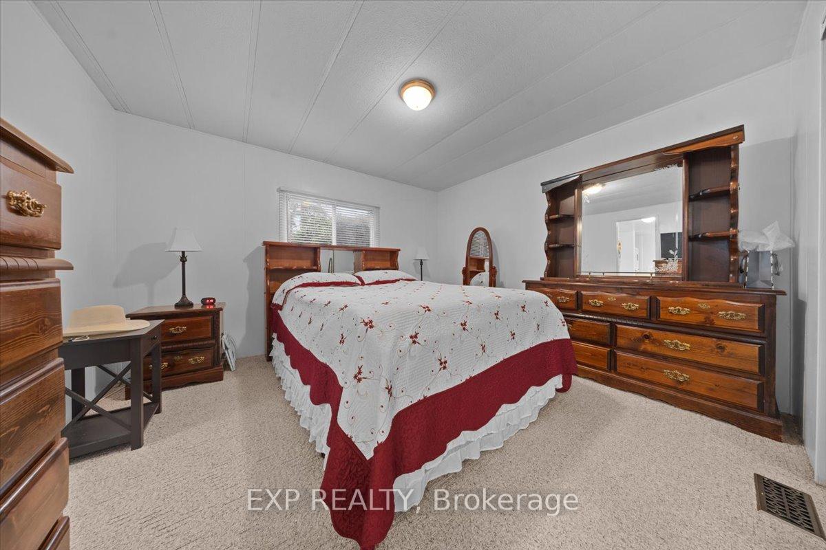 Photo 23 of 20 Pinewood Avenue, Beckwith, Beckwith Twp — HOMEH