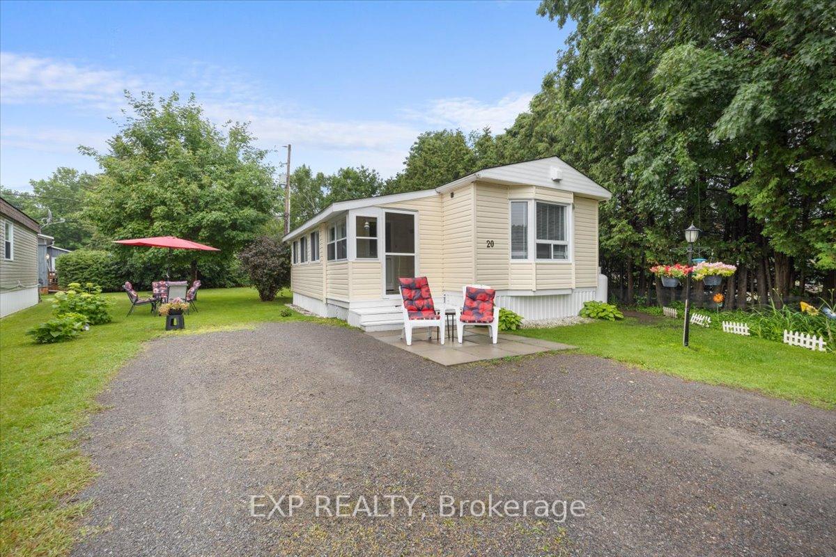 Photo 25 of 20 Pinewood Avenue, Beckwith, Beckwith Twp — HOMEH